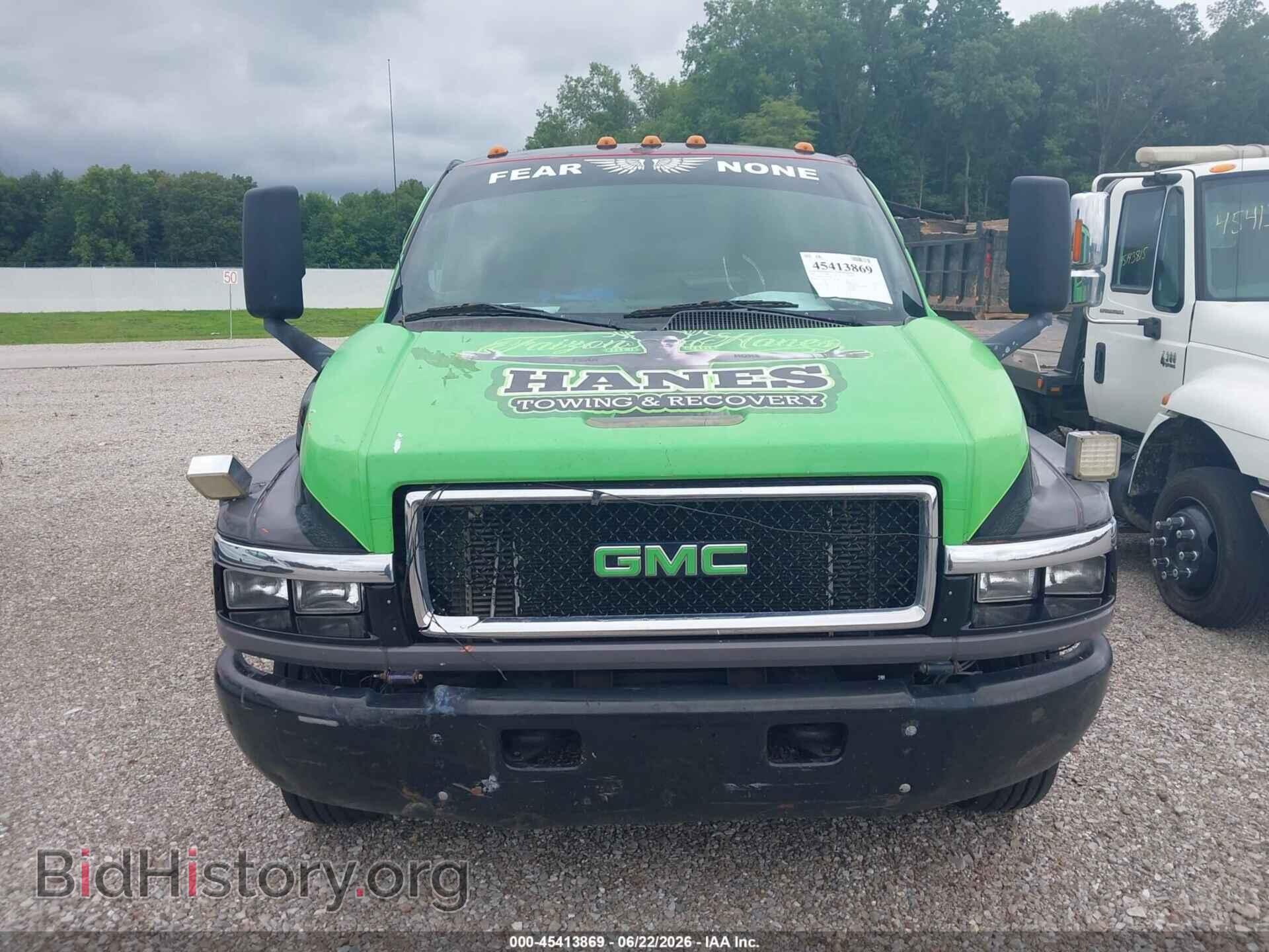 2005 GMC C5500 - VIN: 1GDE5E1205F509347 - Photo 10