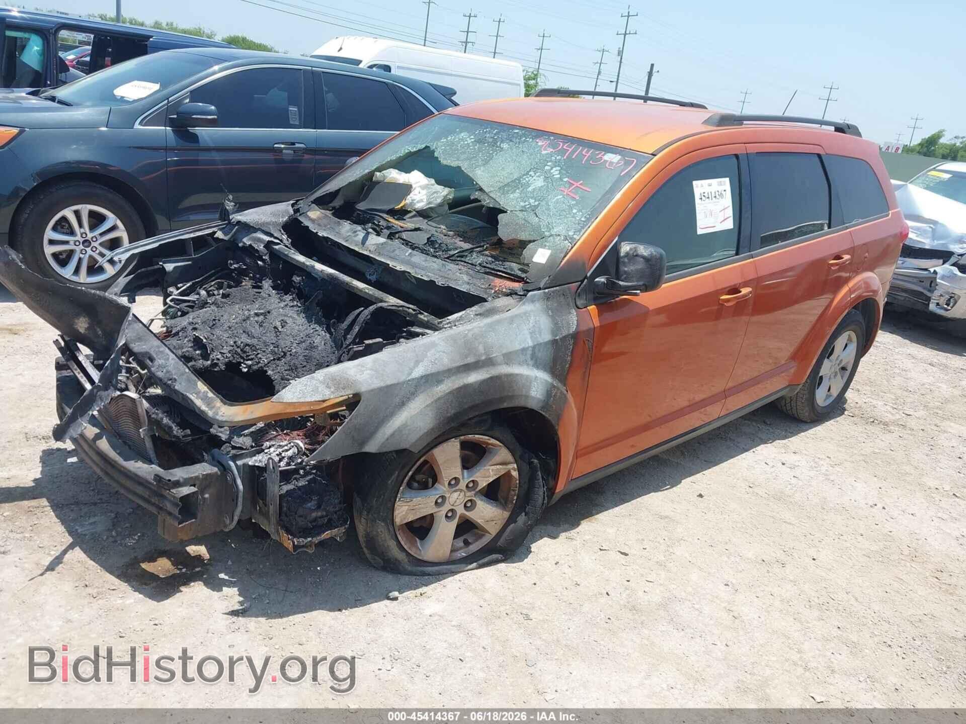 2011 DODGE JOURNEY - VIN: 3D4PG4FB2BT556961 - Photo 2