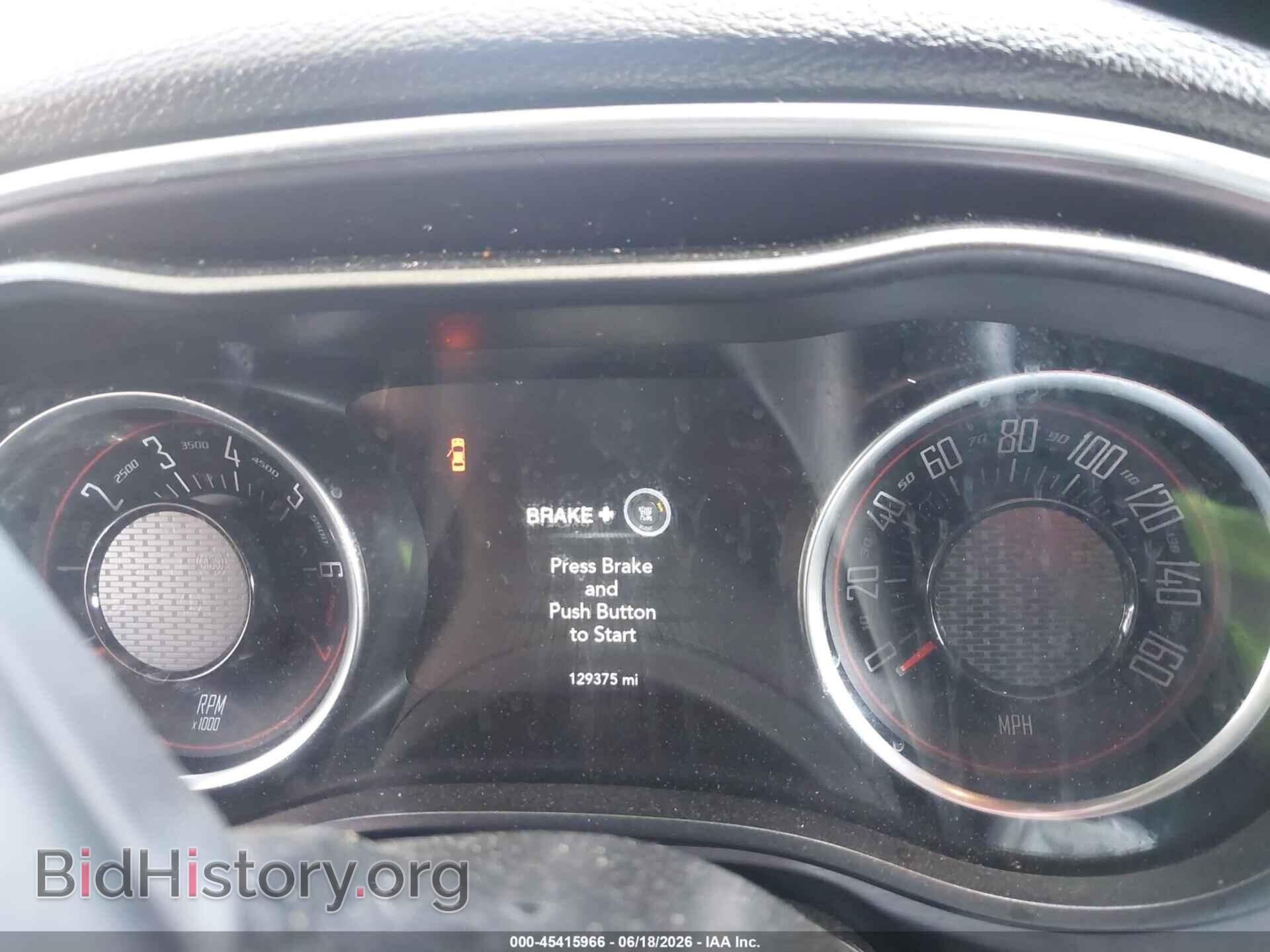 2018 DODGE CHALLENGER - VIN: 2C3CDZAG1JH245876 - Фото 7