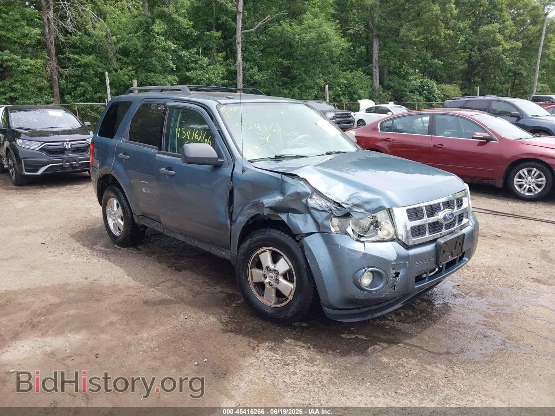 Photo 1FMCU0D70CKB27392 - FORD ESCAPE 2012