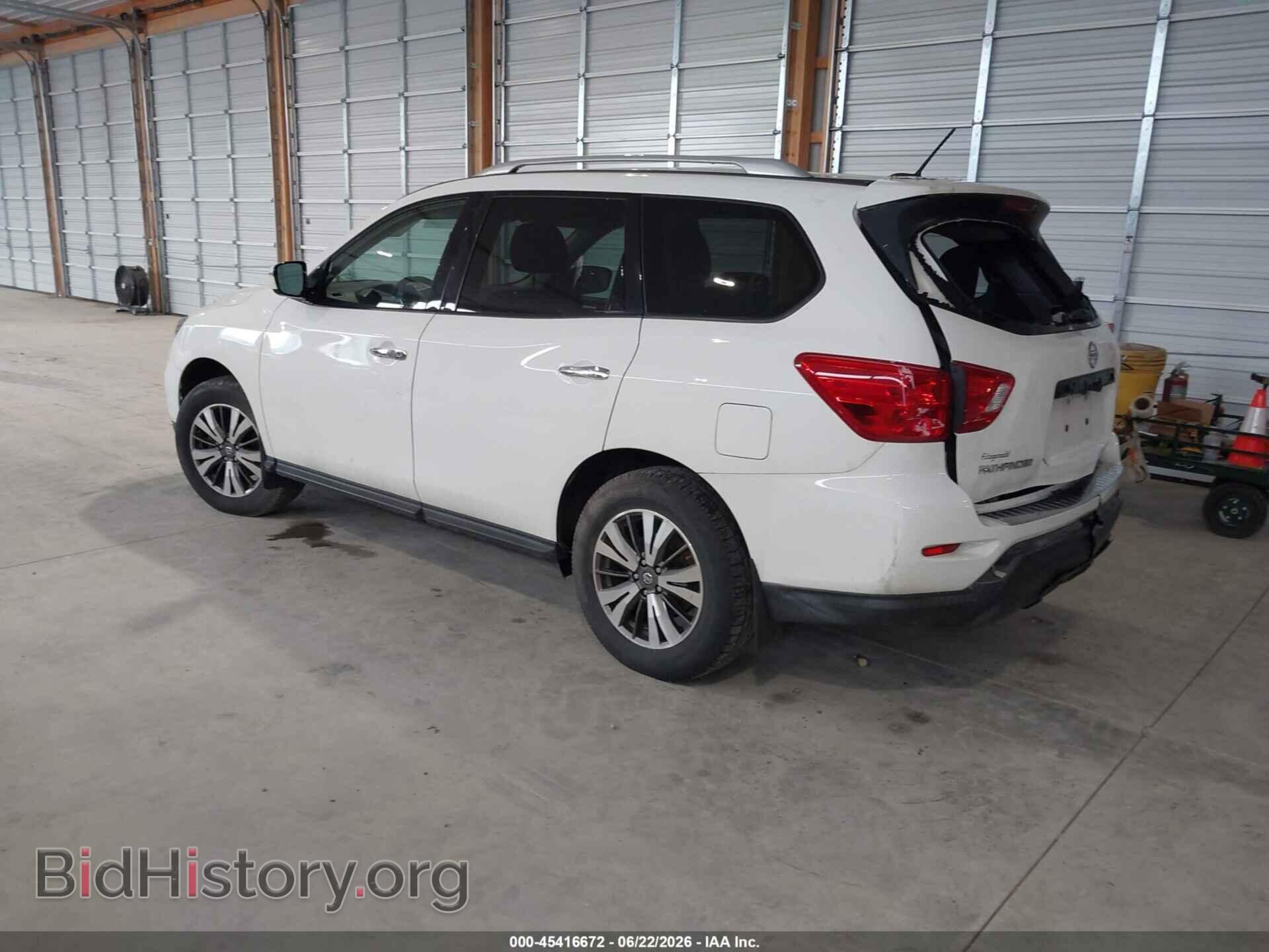 2017 NISSAN PATHFINDER - VIN: 5N1DR2MM0HC660562 - Фото 3