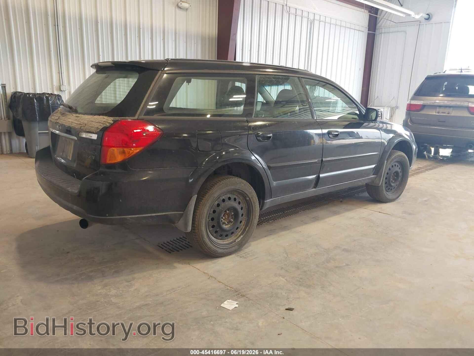 2005 SUBARU OUTBACK - VIN: 4S4BP67C856350905 - Фото 4