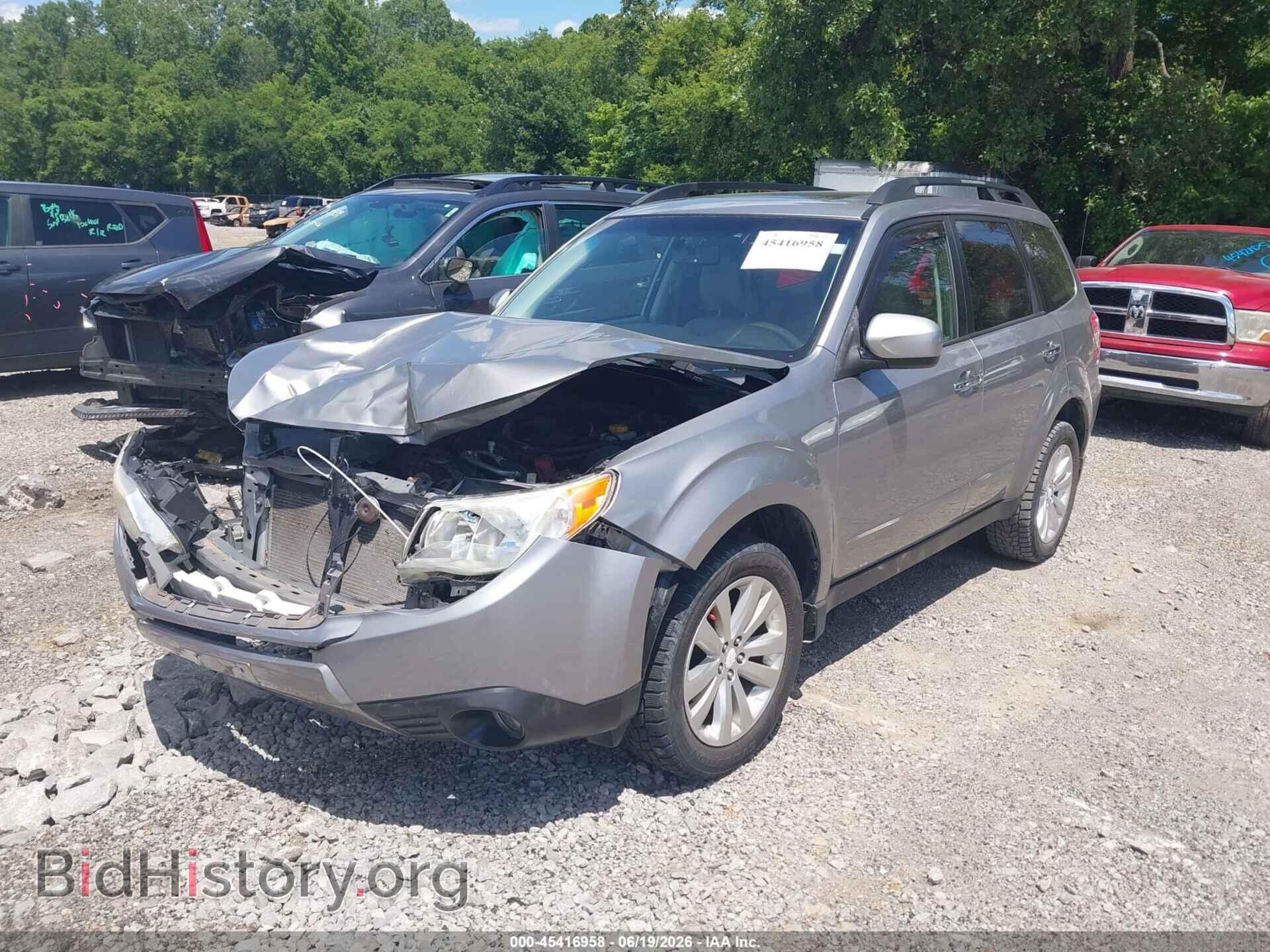 2011 SUBARU FORESTER - VIN: JF2SHBDC2BG768317 - Фото 2