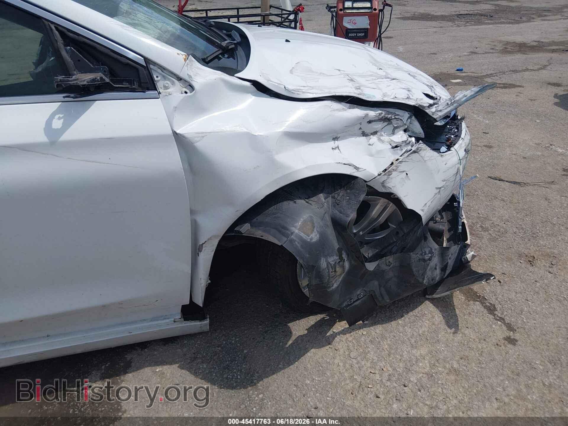2015 CHRYSLER 200 - VIN: 1C3CCCAB1FN557795 - Фото 6