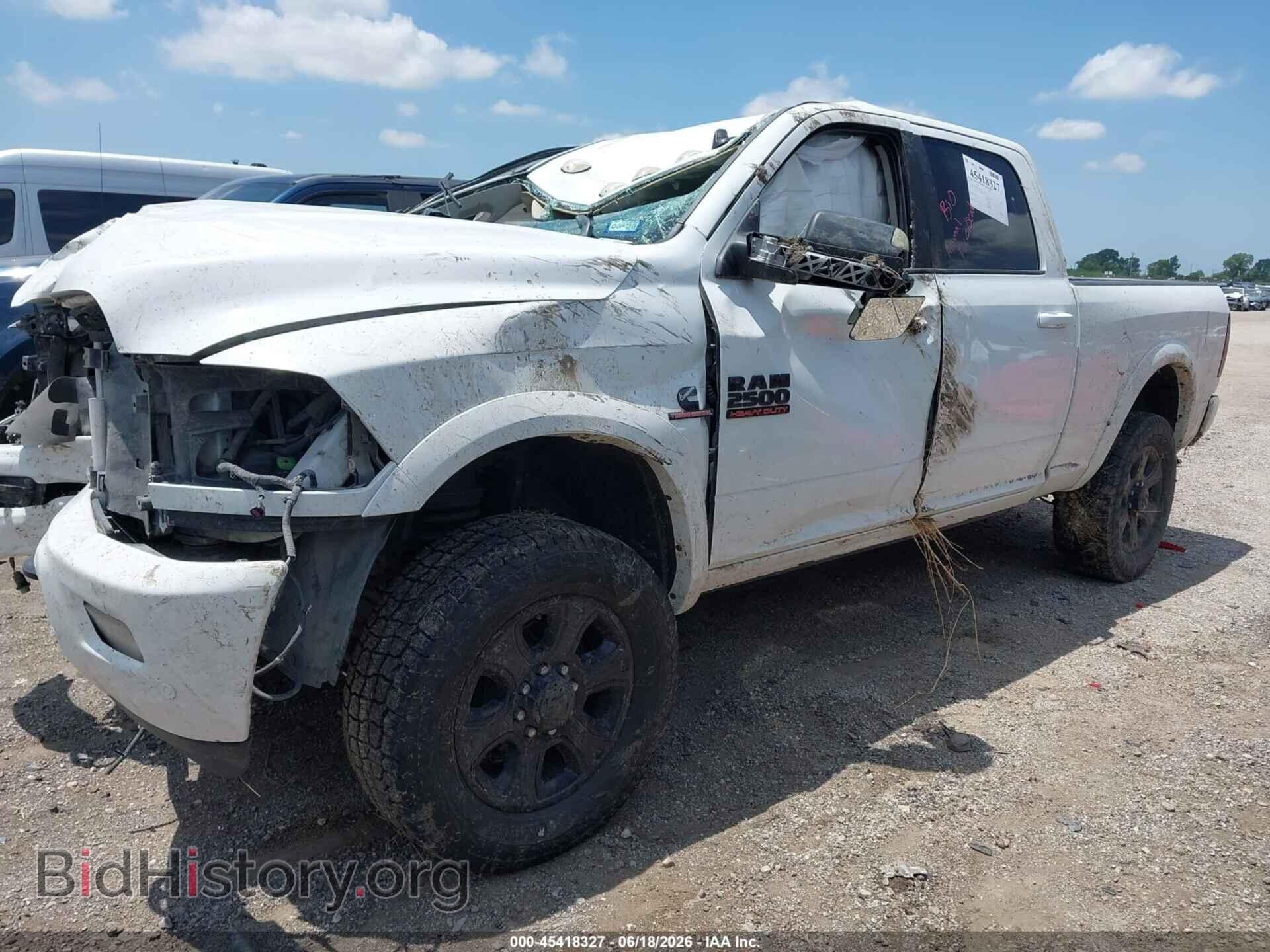 2017 RAM 2500 - VIN: 3C6UR5DL0HG663575 - Photo 2