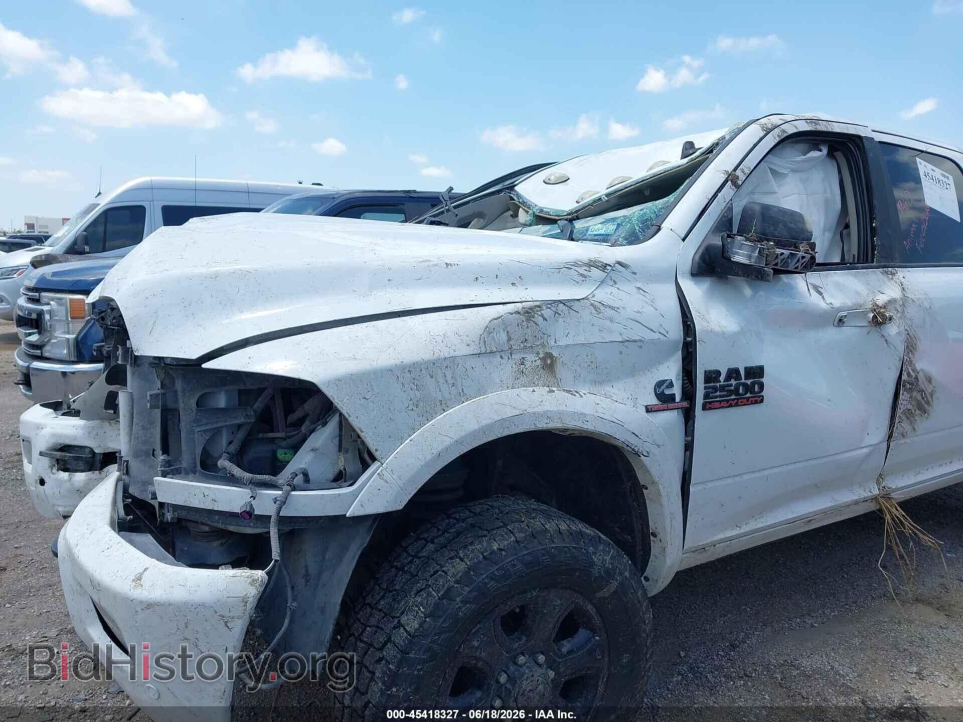 2017 RAM 2500 - VIN: 3C6UR5DL0HG663575 - Photo 6
