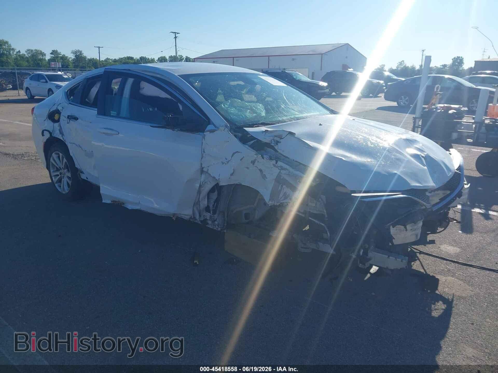 Photo 1C3CCCAB7FN585908 - CHRYSLER 200 2015