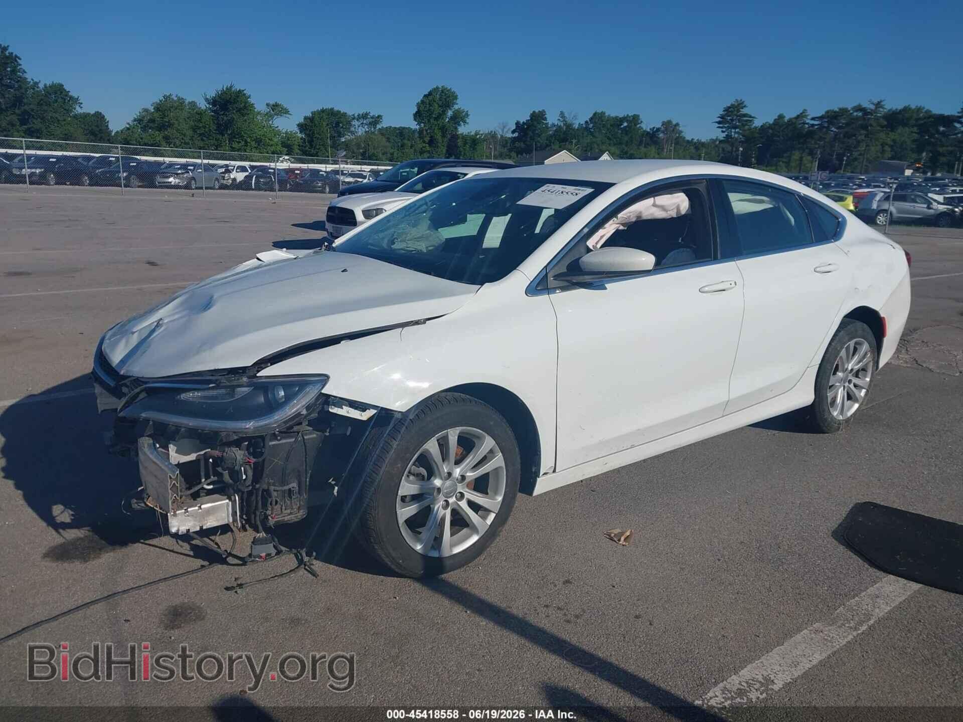 2015 CHRYSLER 200 - VIN: 1C3CCCAB7FN585908 - Photo 2