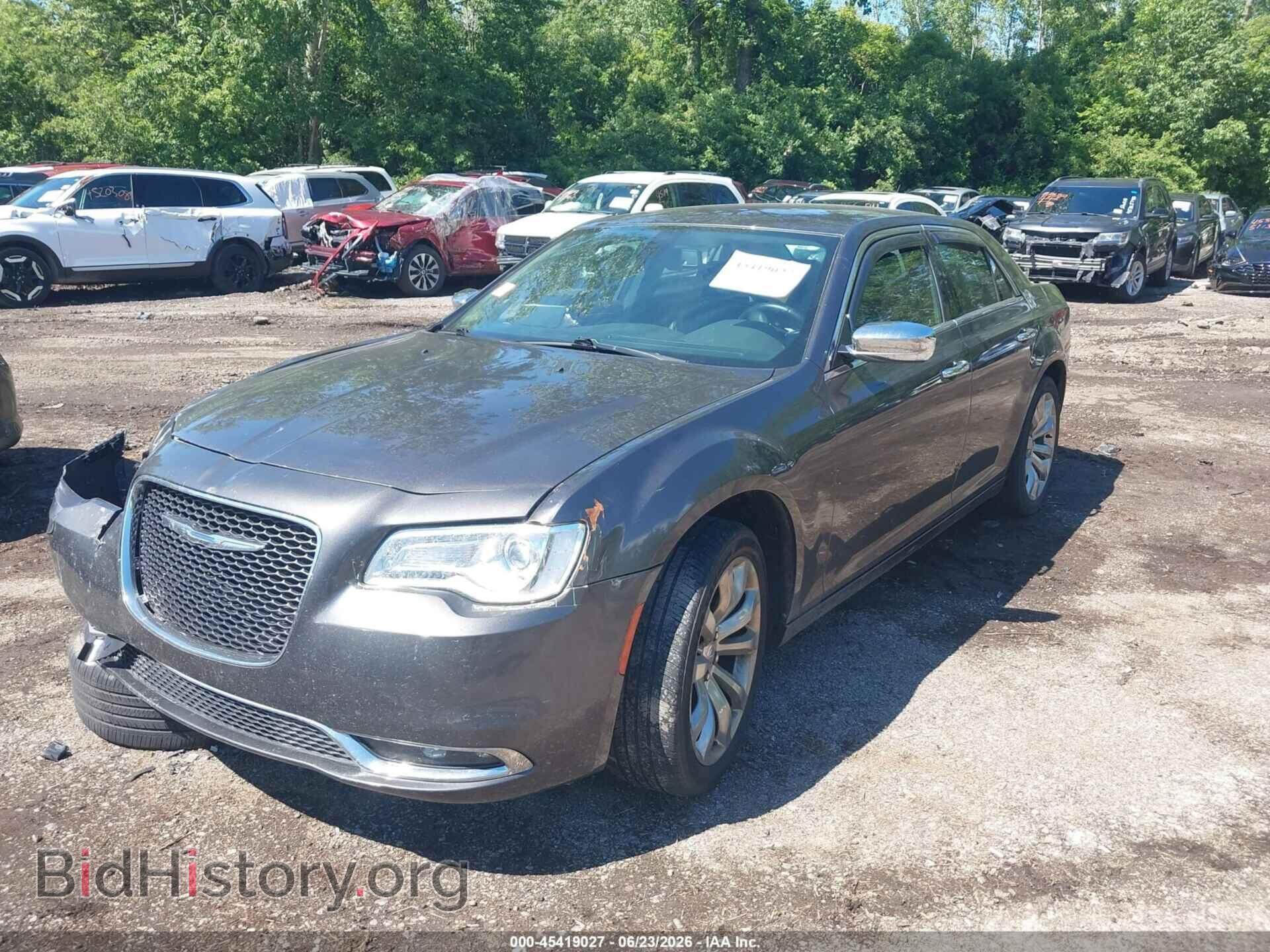 2018 CHRYSLER 300 - VIN: 2C3CCAEG9JH193735 - Фото 2