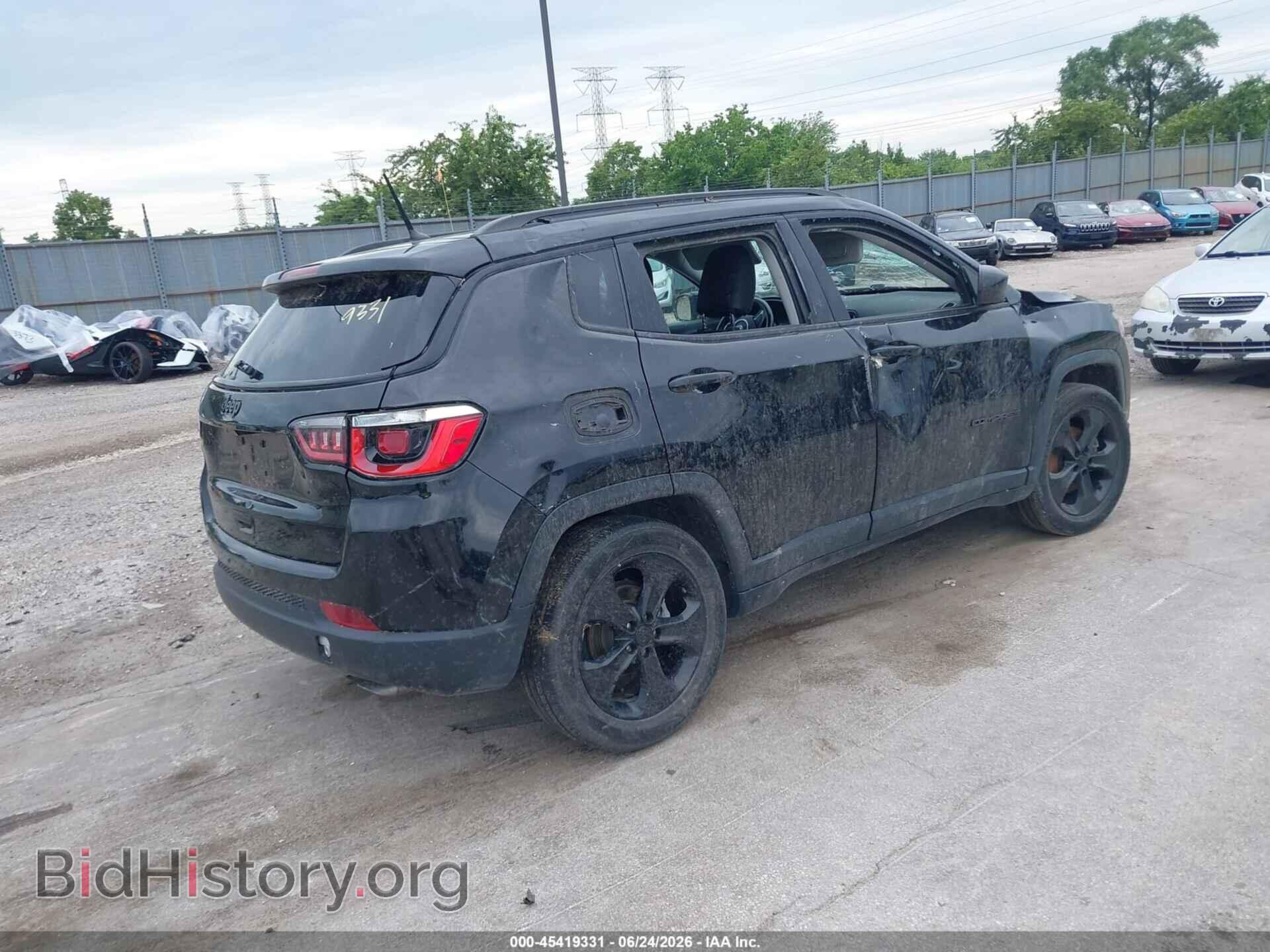 2018 JEEP COMPASS - VIN: 3C4NJCBBXJT408240 - Фото 4