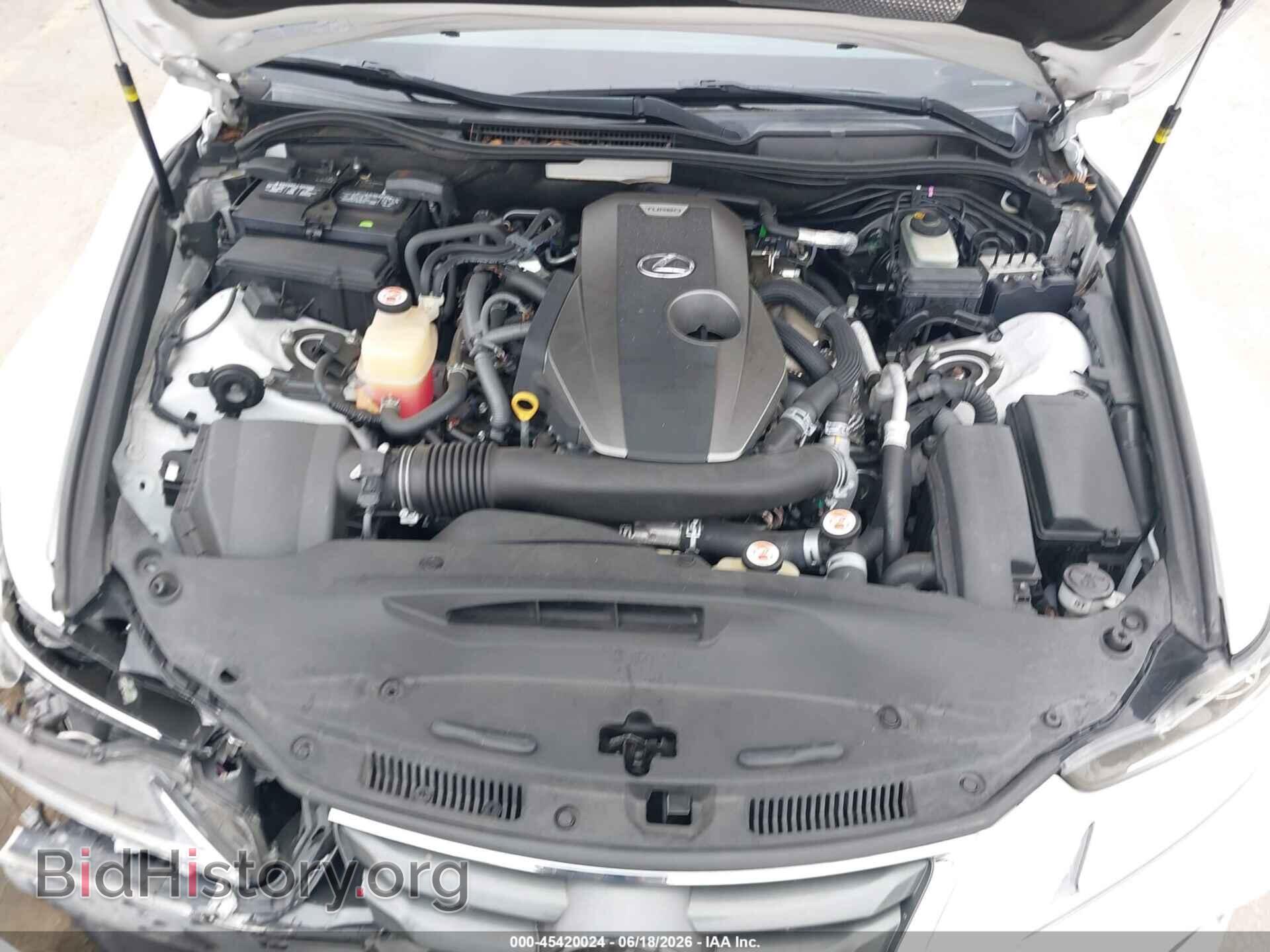 2017 LEXUS IS 200T - VIN: JTHBA1D23H5050220 - Фото 10