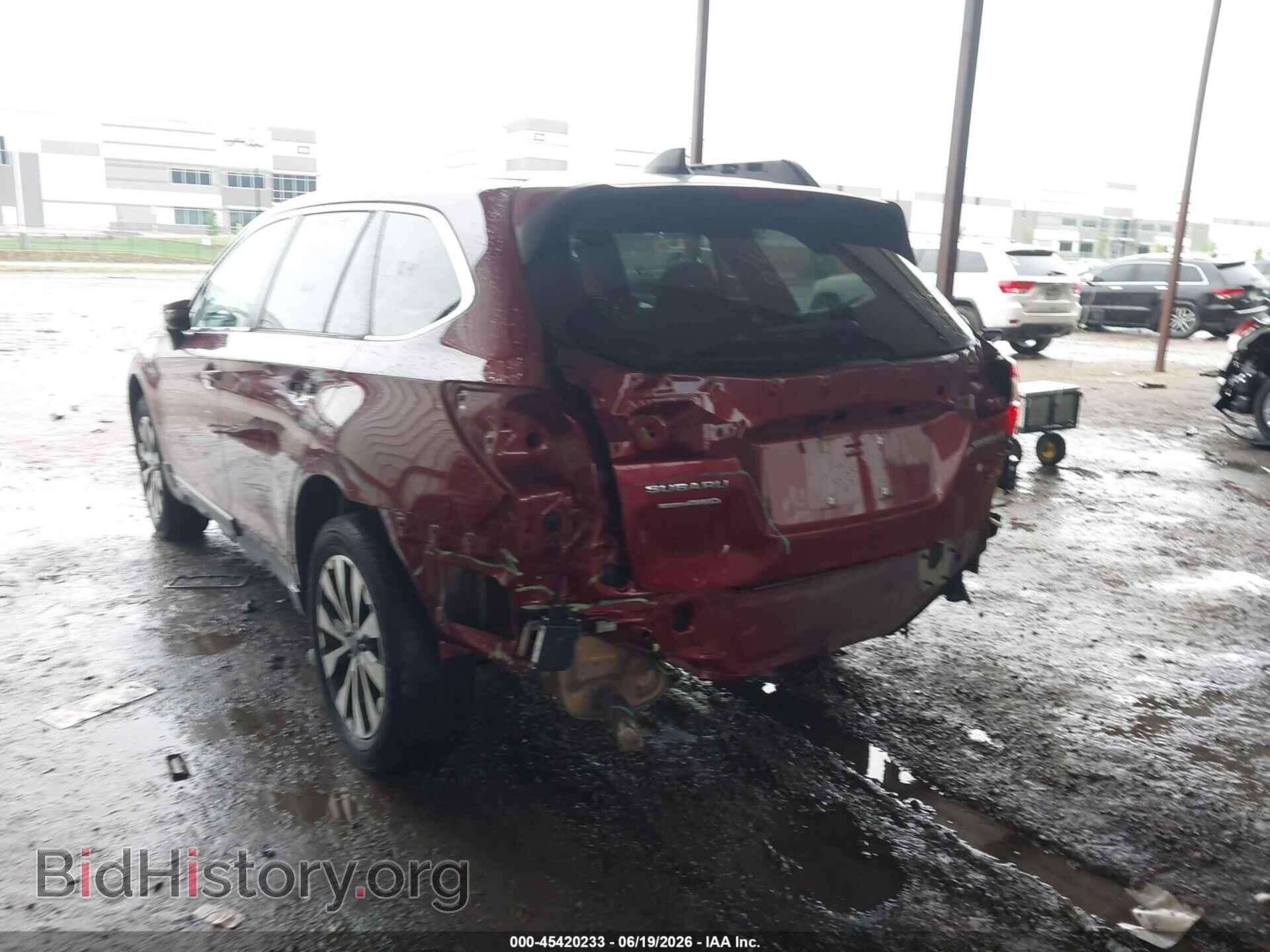 2017 SUBARU OUTBACK - VIN: 4S4BSANC4H3306426 - Фото 3