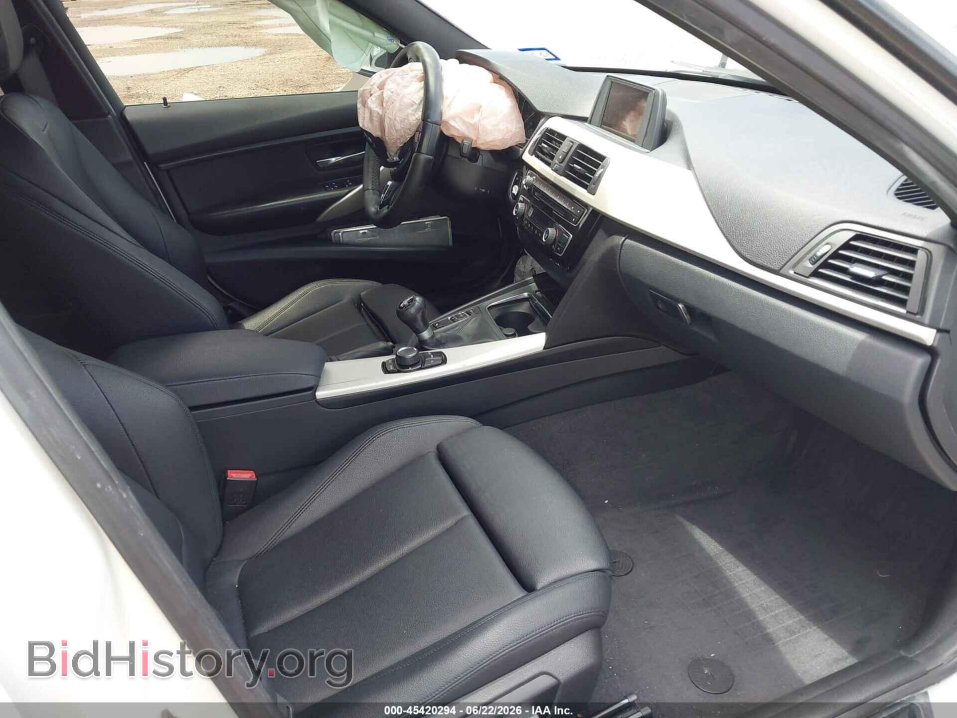 2017 BMW 320I - VIN: WBA8E1G52HNT72477 - Фото 5