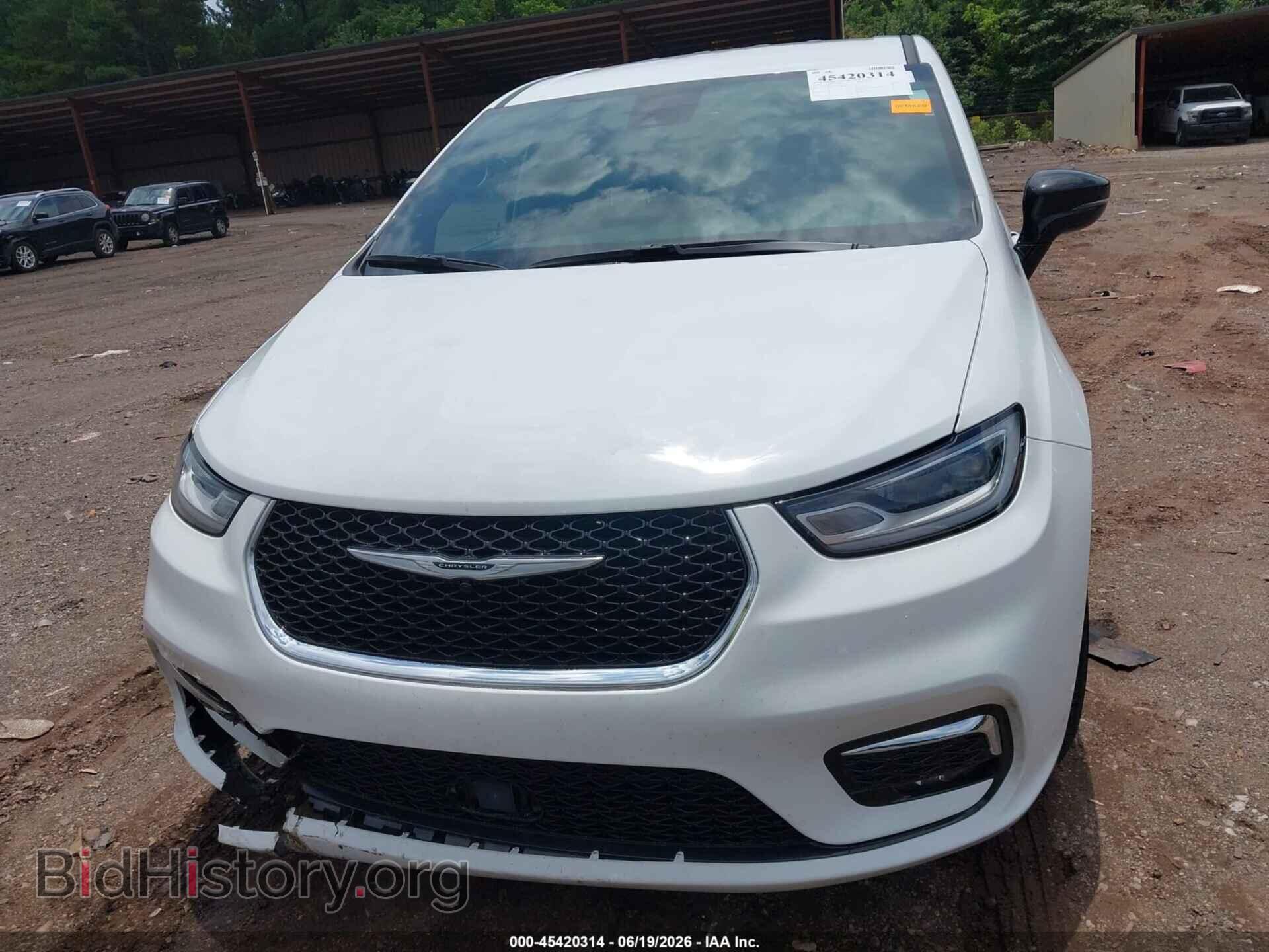 2026 CHRYSLER PACIFICA - VIN: 2C4RC1BG8TR169059 - Photo 12