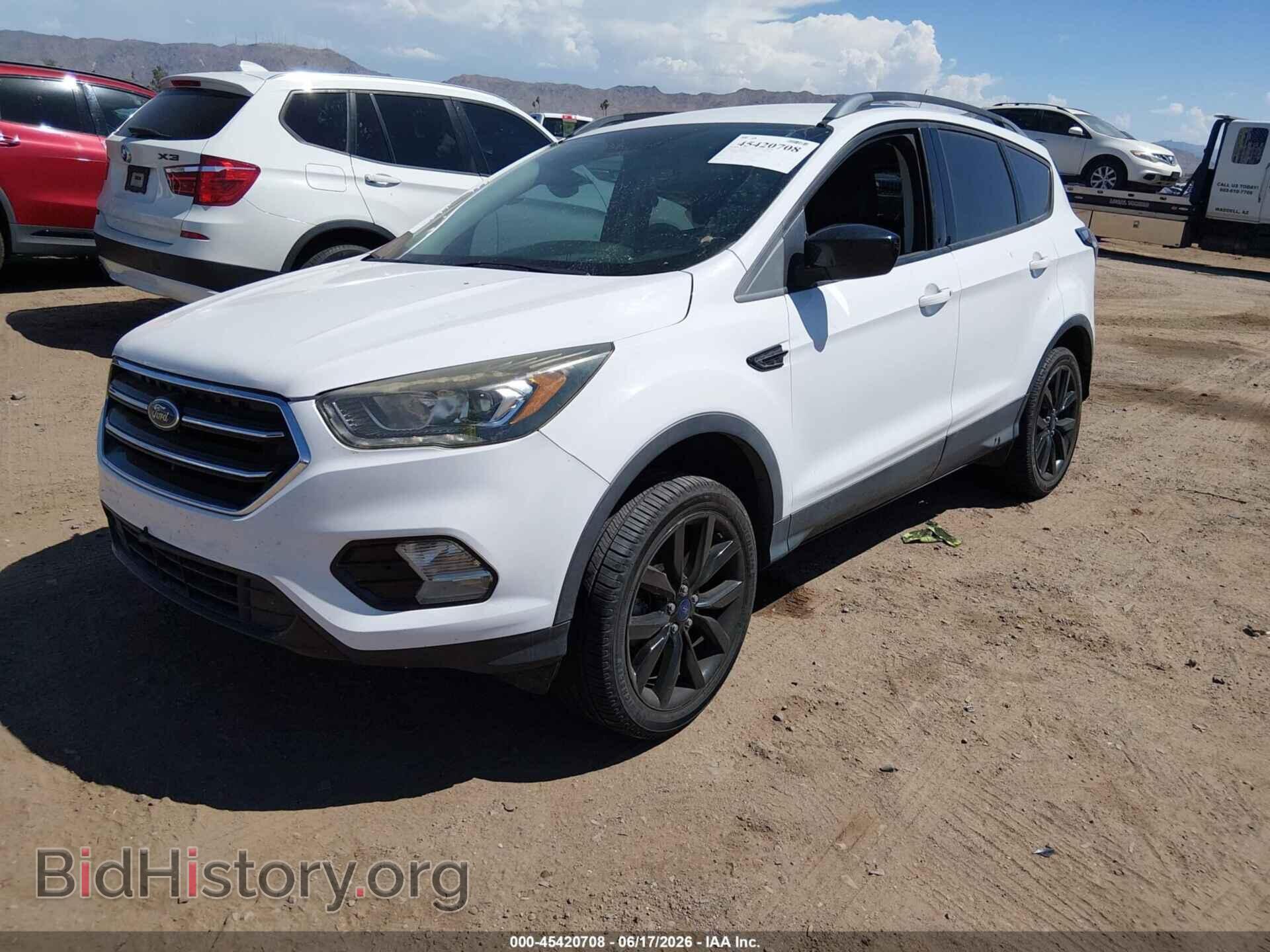 2017 FORD ESCAPE - VIN: 1FMCU9G90HUE37040 - Фото 2