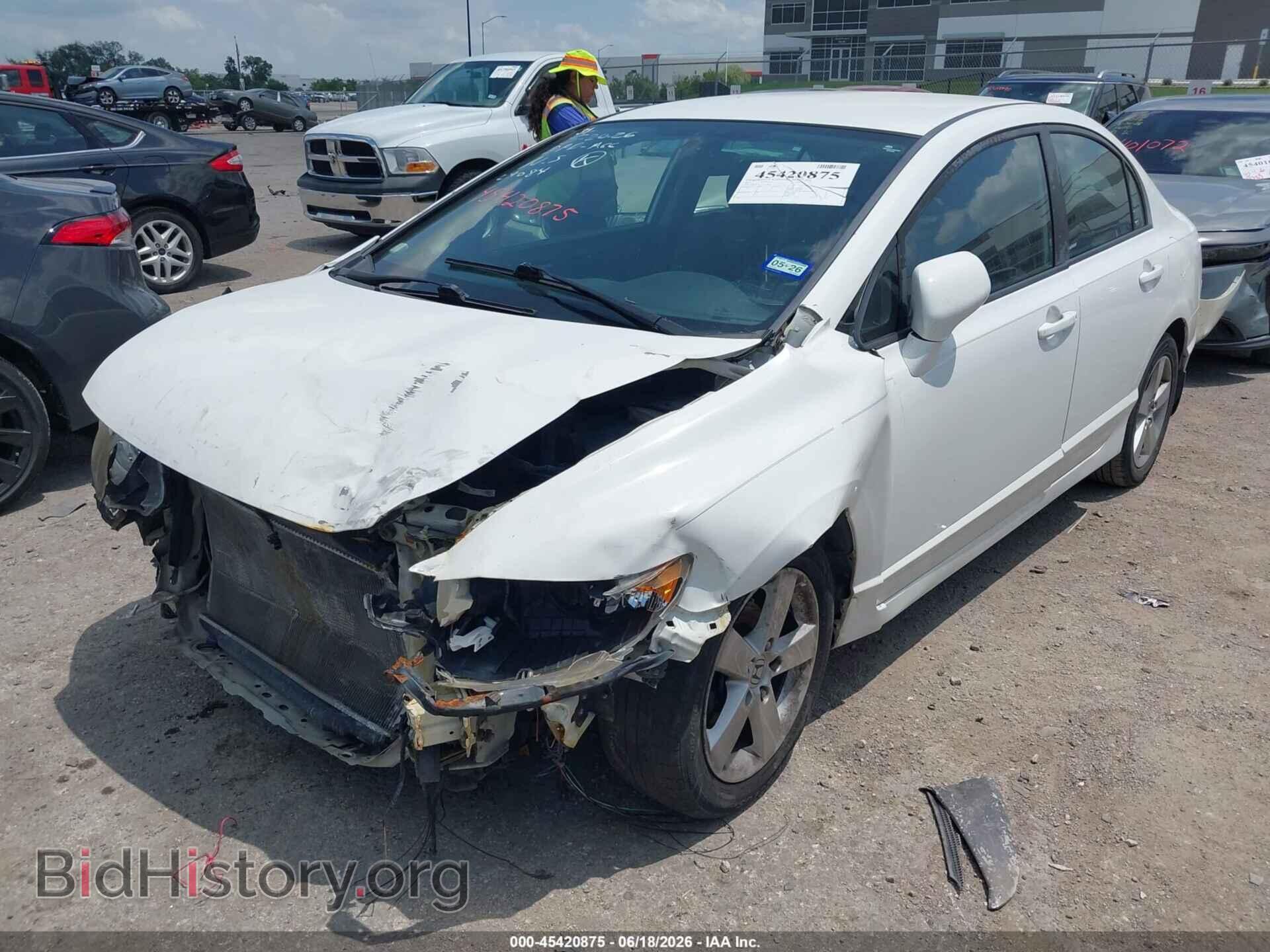 2011 HONDA CIVIC - VIN: 19XFA1F65BE008632 - Фото 2