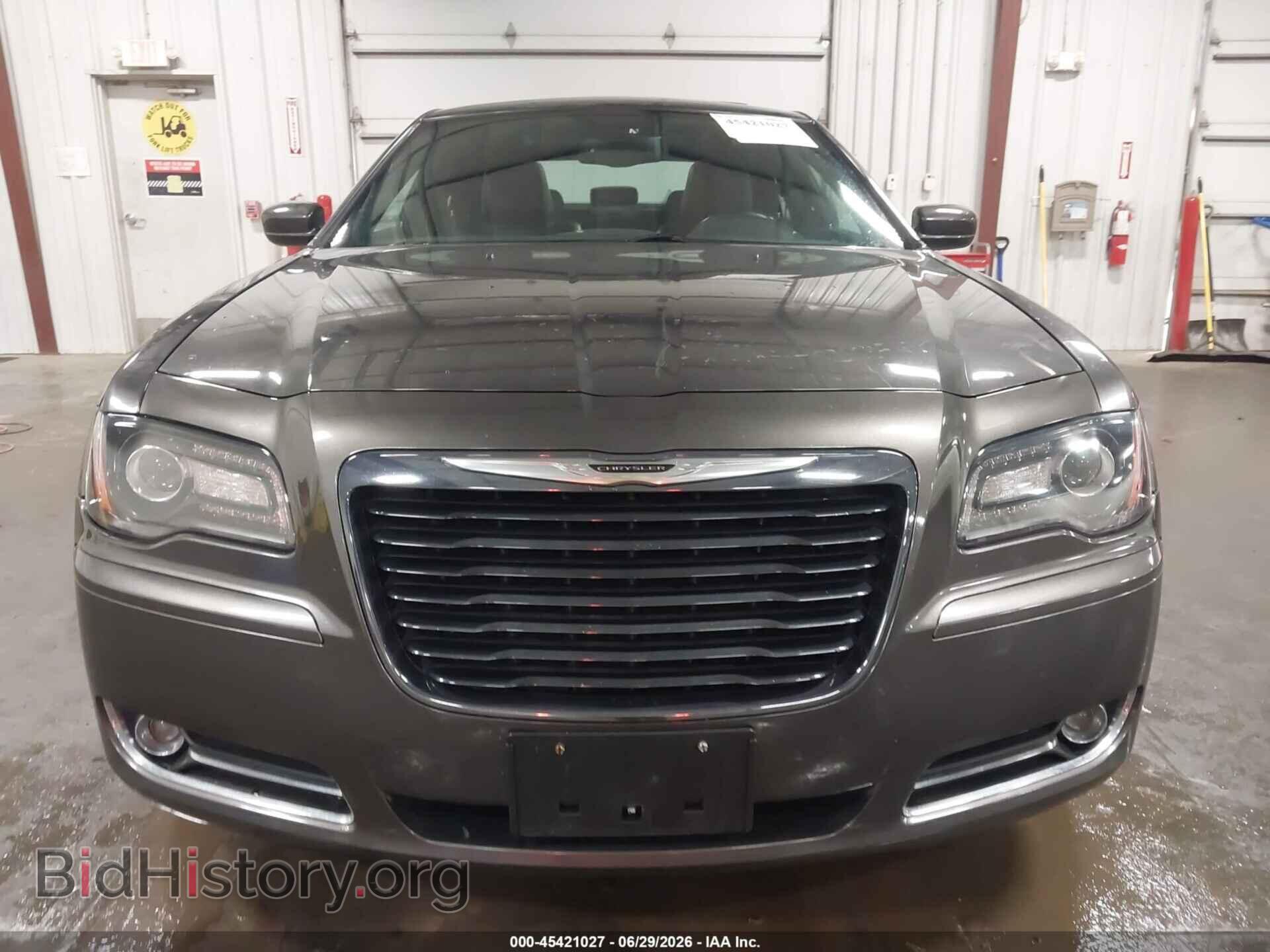 2014 CHRYSLER 300 - VIN: 2C3CCAGG8EH255760 - Фото 12