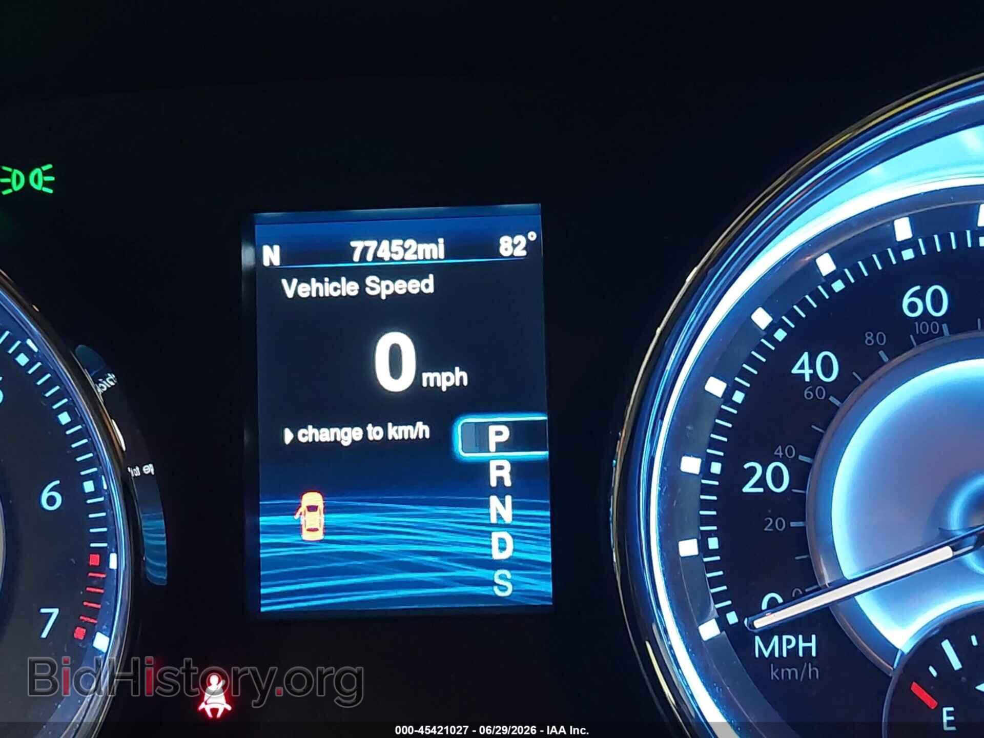 2014 CHRYSLER 300 - VIN: 2C3CCAGG8EH255760 - Фото 15