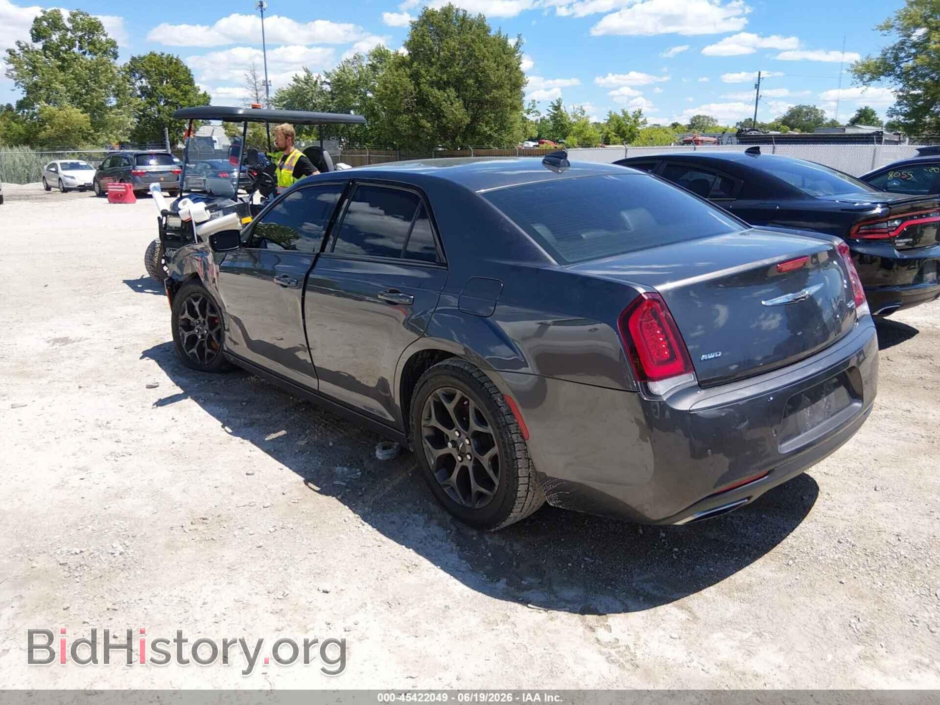 2018 CHRYSLER 300 - VIN: 2C3CCAGG9JH165429 - Photo 3