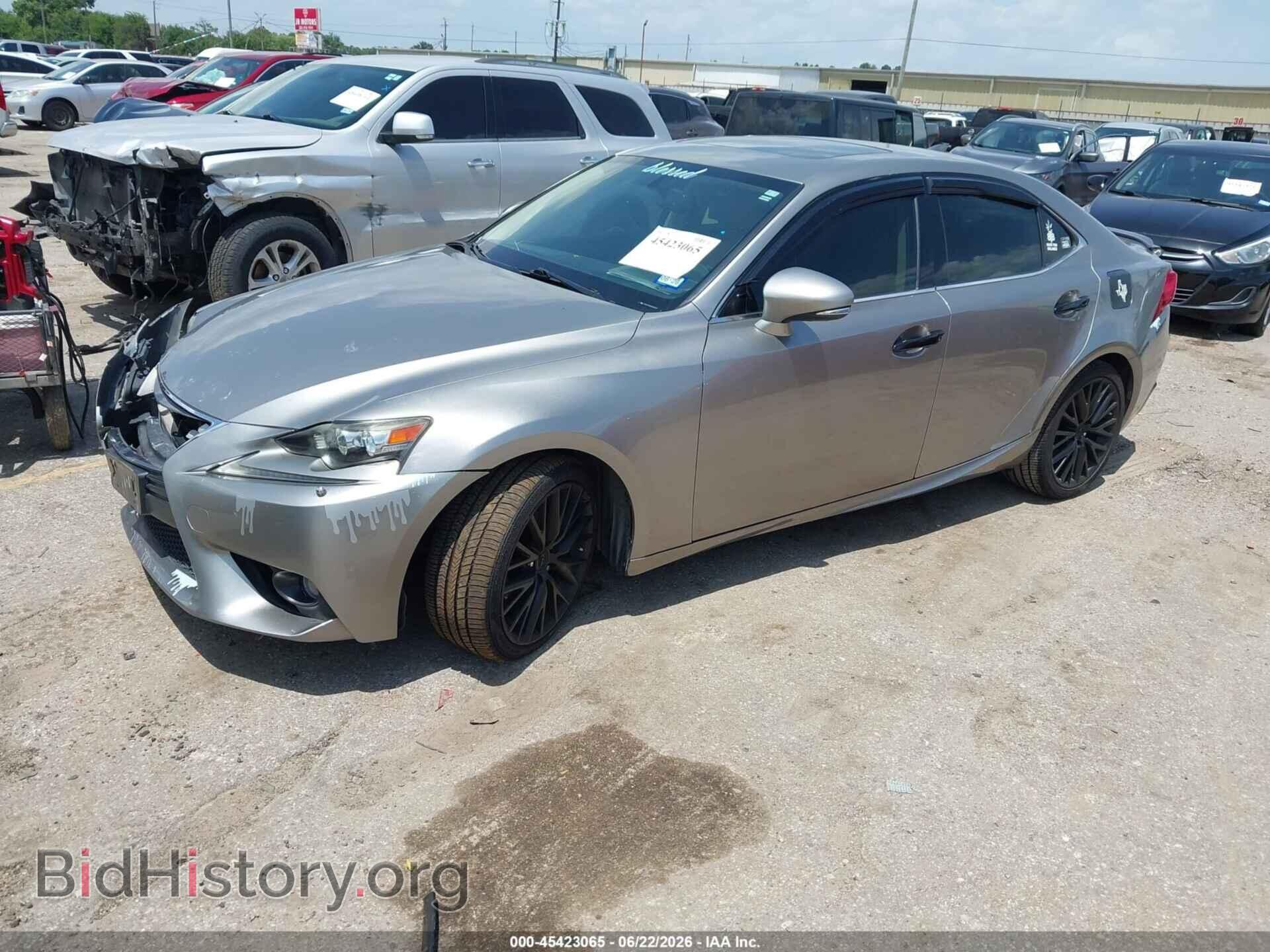 2014 LEXUS IS 250 - VIN: JTHCF1D22E5003990 - Photo 2