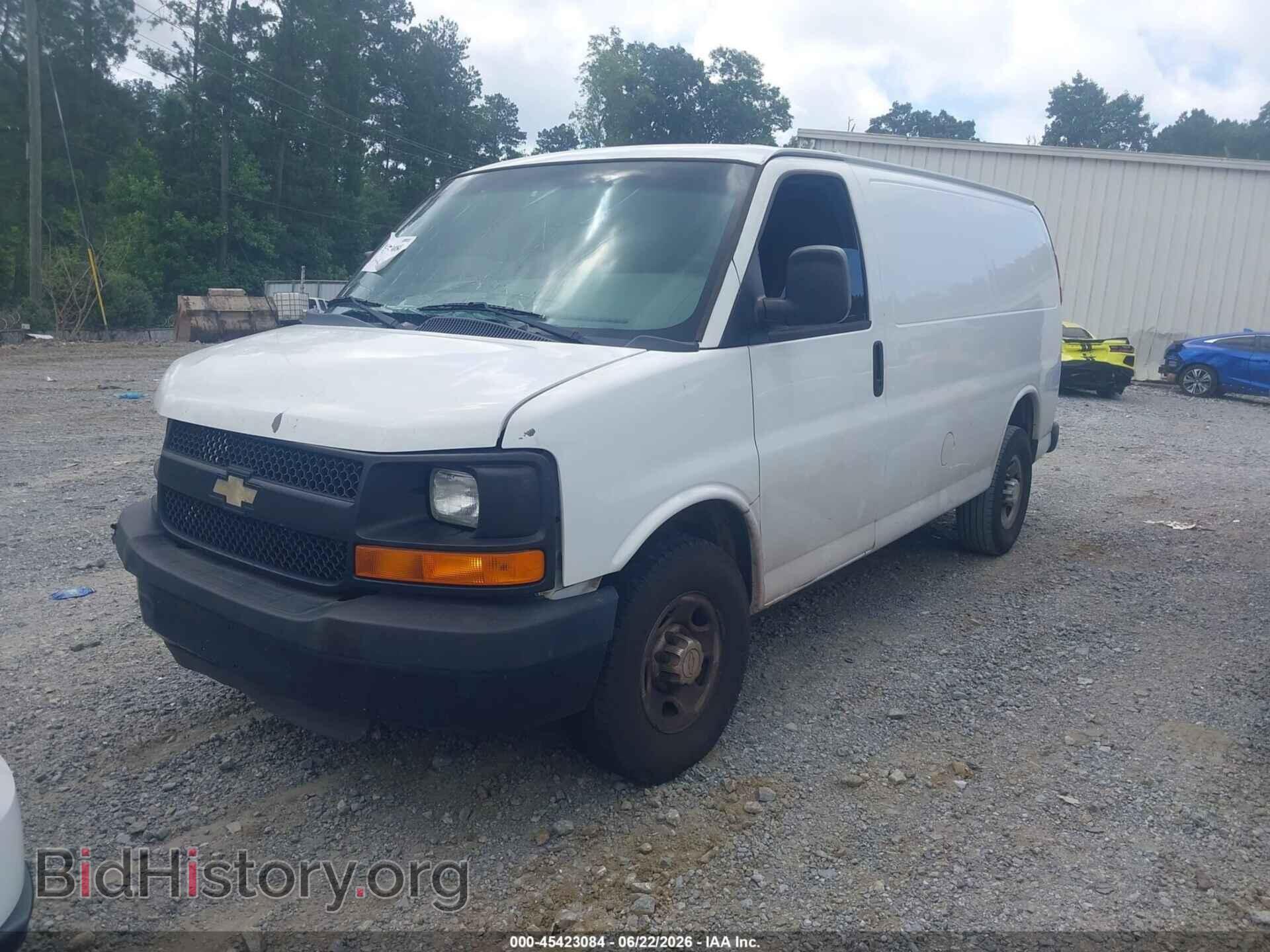 2010 CHEVROLET EXPRESS 2500 - VIN: 1GCZGFDA8A1160292 - Photo 2