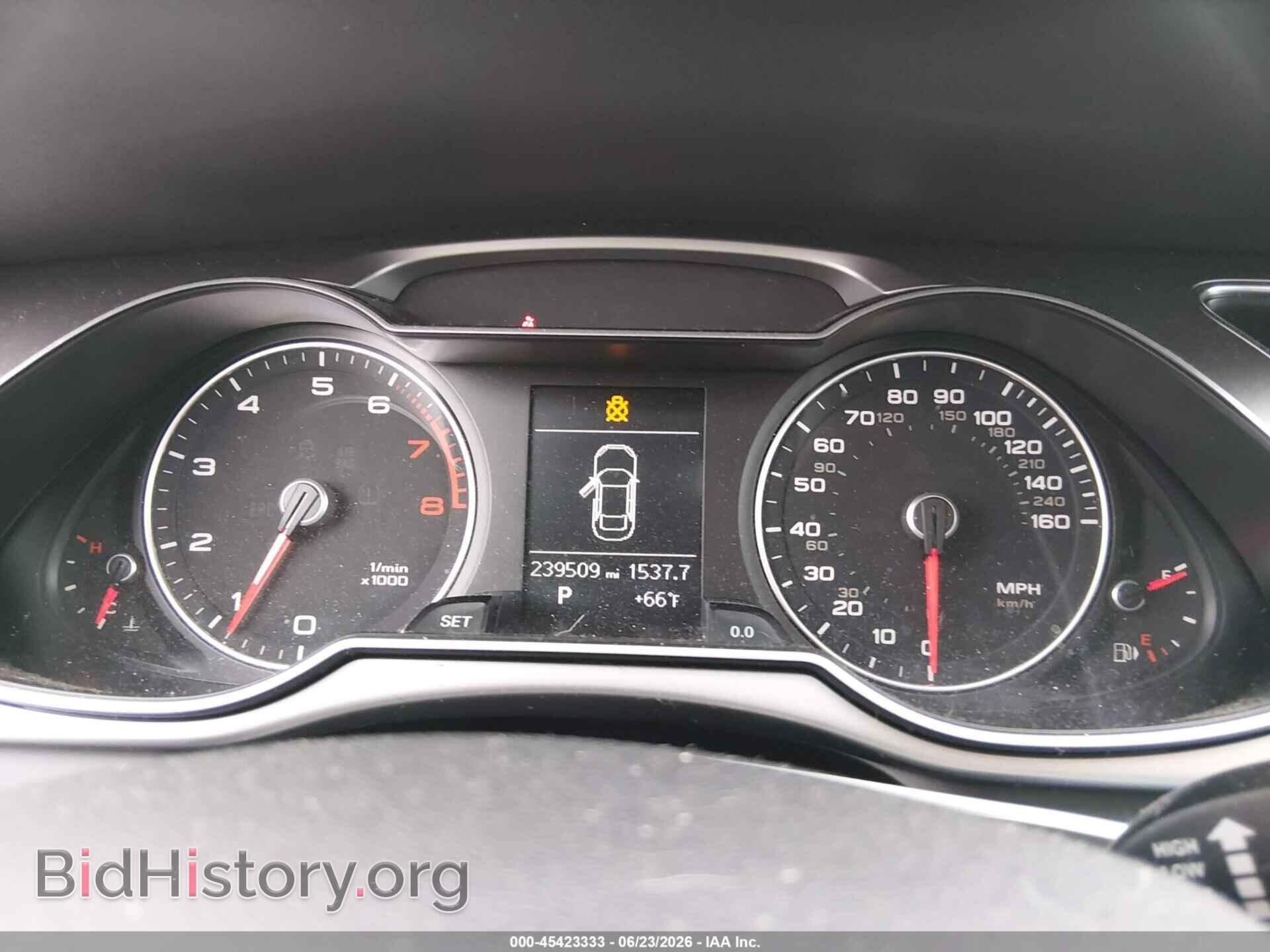 2013 AUDI A4 - VIN: WAUBFAFL2DN008220 - Фото 7