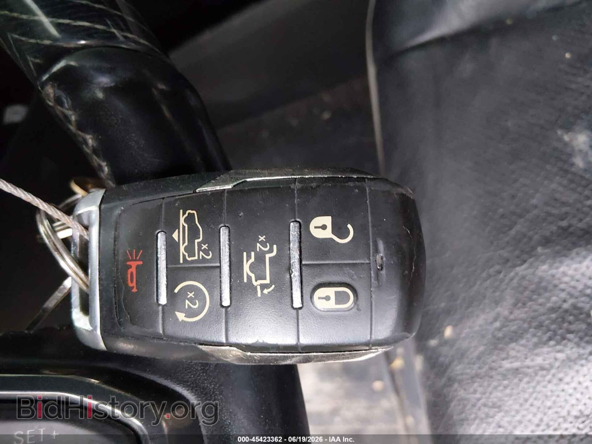 2020 RAM 1500 - VIN: 1C6SRFHT3LN415747 - Photo 11