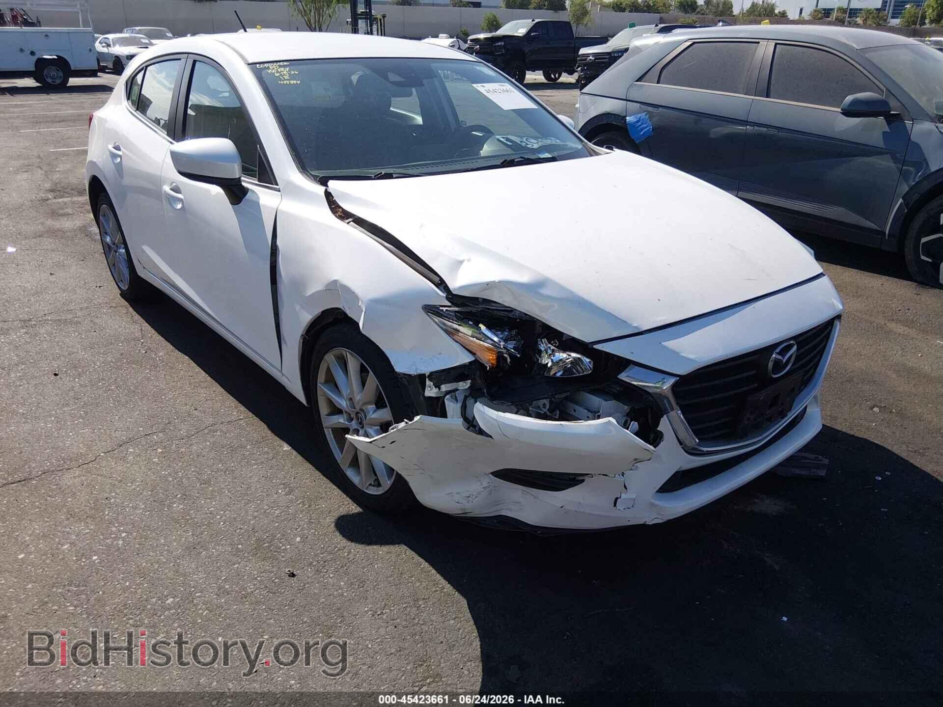 Фотография 3MZBN1L77HM103804 - MAZDA MAZDA3 2017