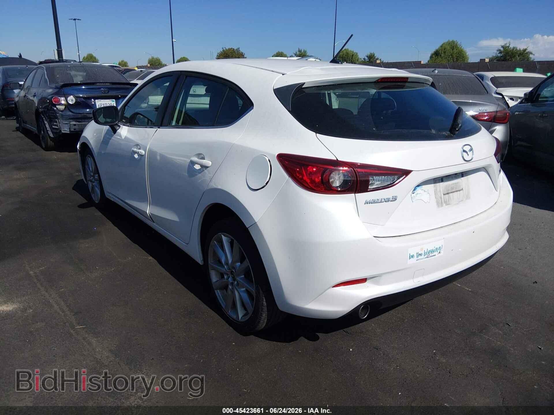 2017 MAZDA MAZDA3 - VIN: 3MZBN1L77HM103804 - Фото 3
