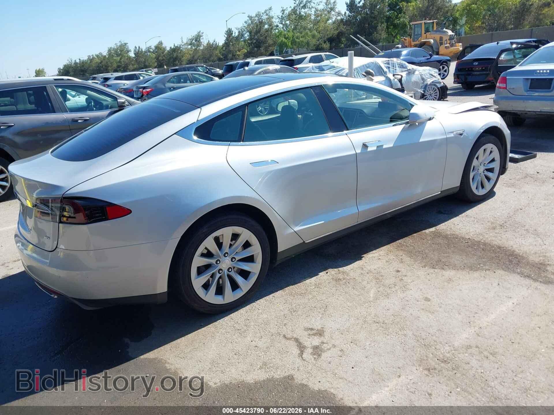 2014 TESLA MODEL S - VIN: 5YJSA1H18EFP51512 - Photo 4