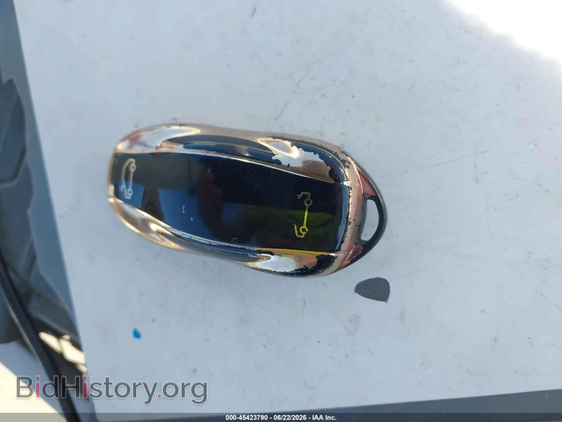 2014 TESLA MODEL S - VIN: 5YJSA1H18EFP51512 - Photo 10