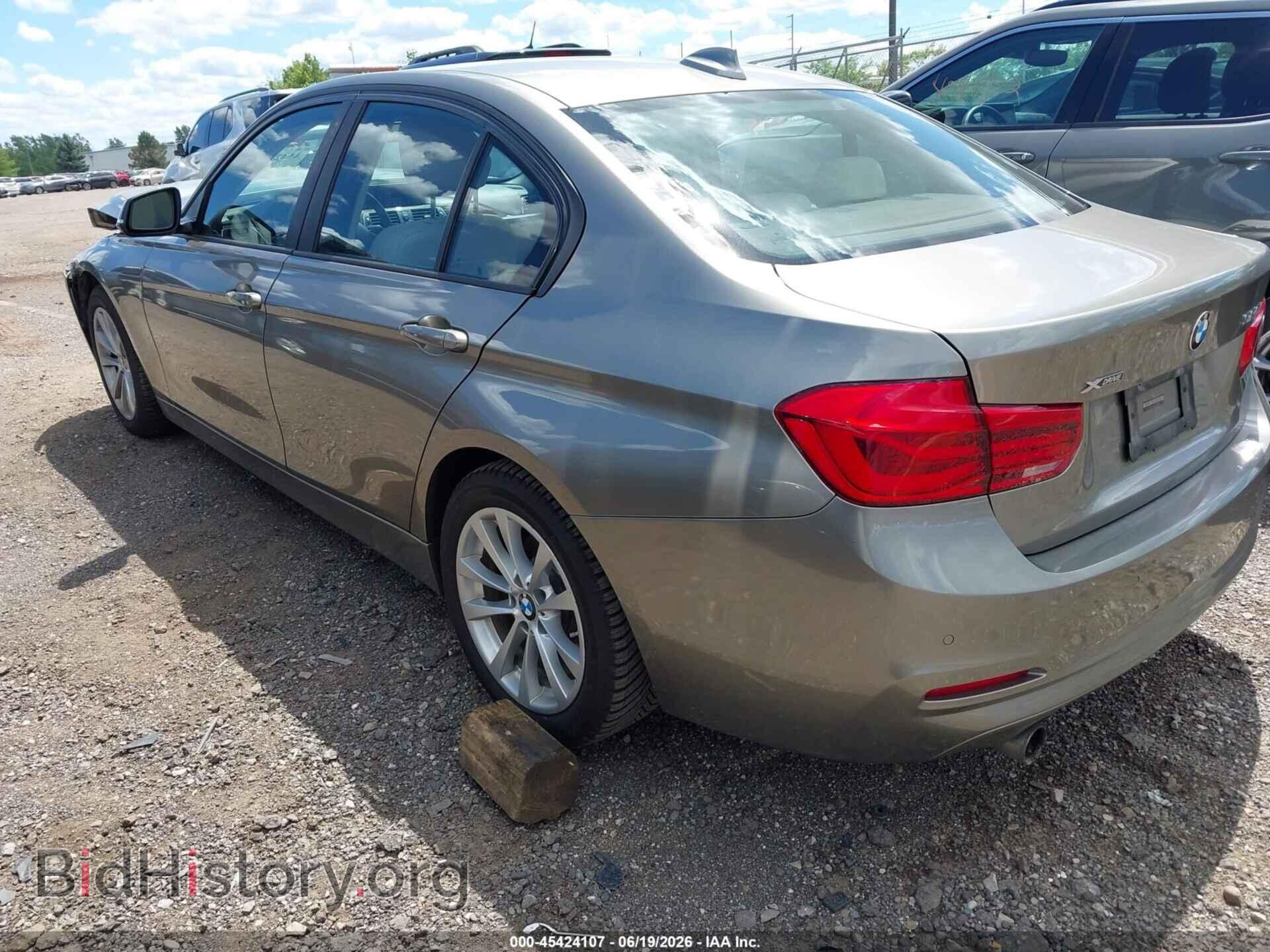 2016 BMW 320I - VIN: WBA8E5G58GNT41465 - Фото 3