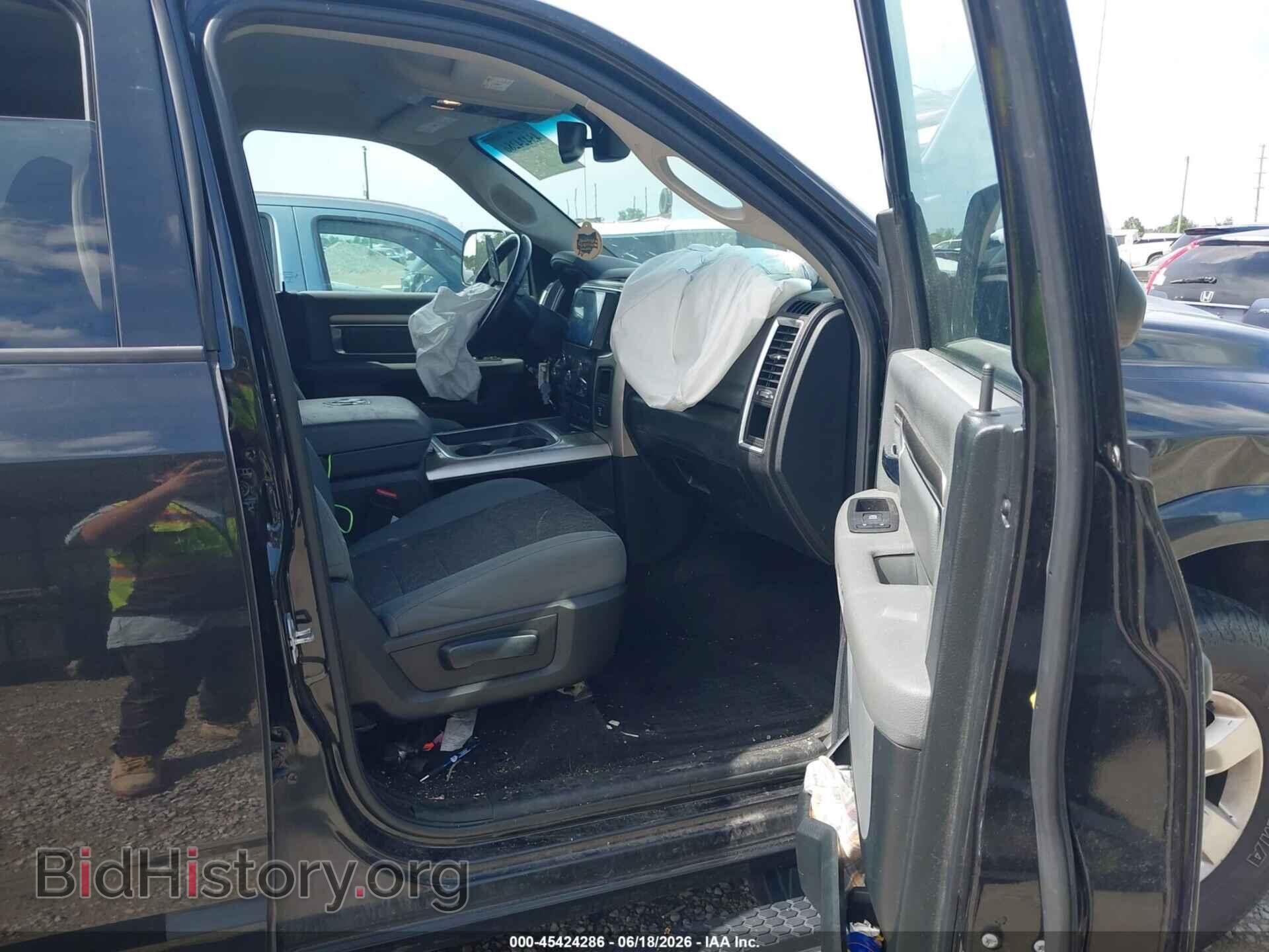 2018 RAM 1500 - VIN: 1C6RR7LG4JS141052 - Photo 5