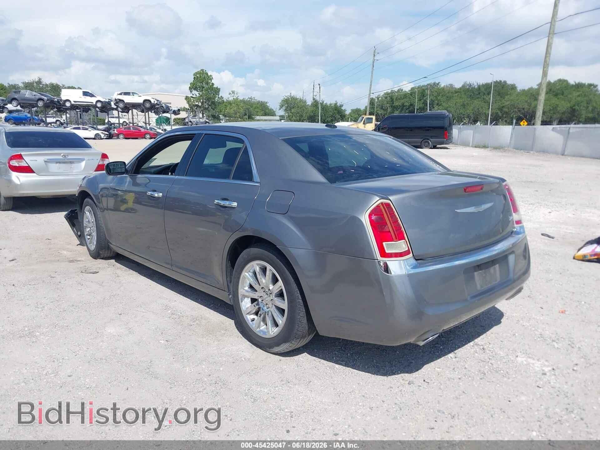 2012 CHRYSLER 300 - VIN: 2C3CCACG5CH198050 - Фото 3
