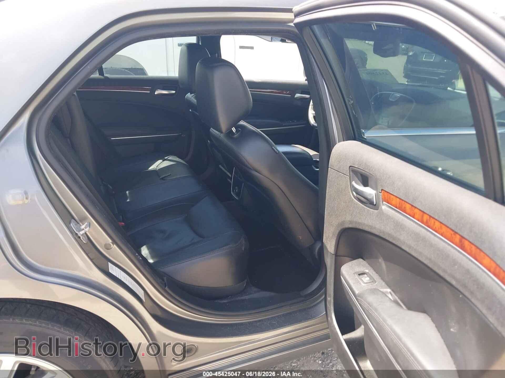 2012 CHRYSLER 300 - VIN: 2C3CCACG5CH198050 - Фото 8