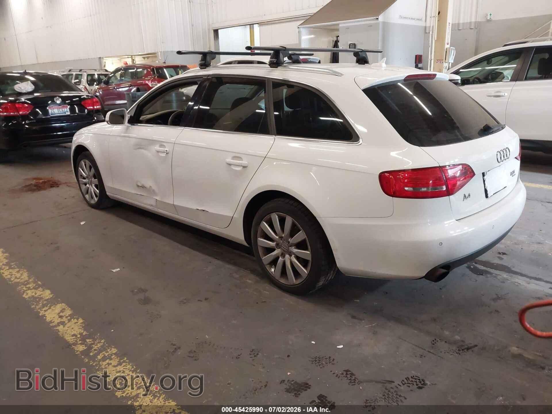 2010 AUDI A4 - VIN: WAUWFAFL2AA038175 - Фото 3