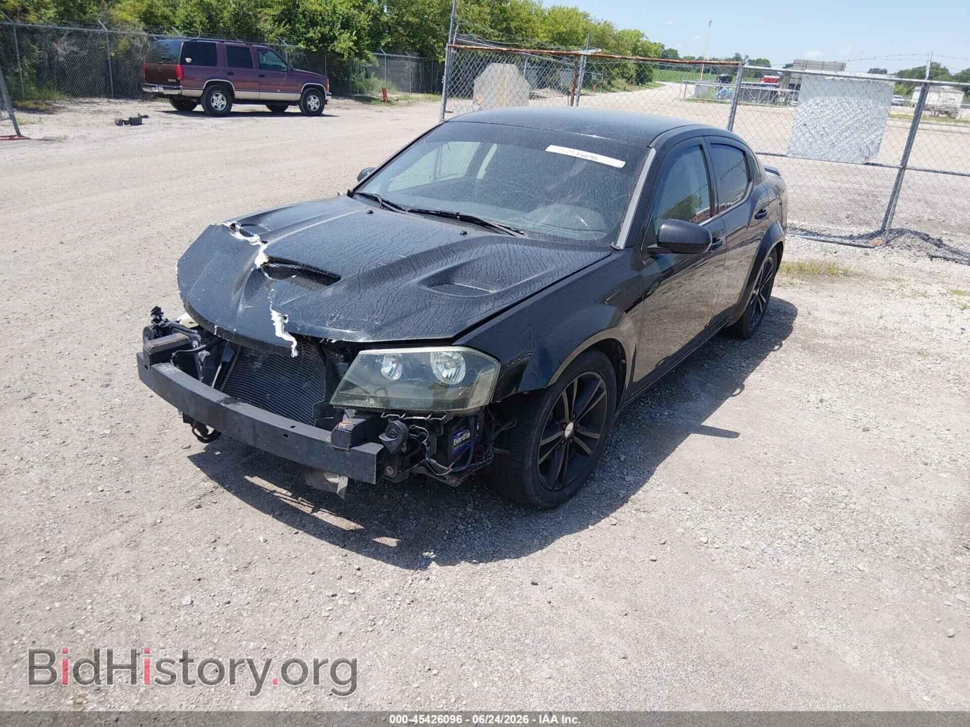 2010 DODGE AVENGER - VIN: 1B3CC5FB9AN198254 - Photo 2