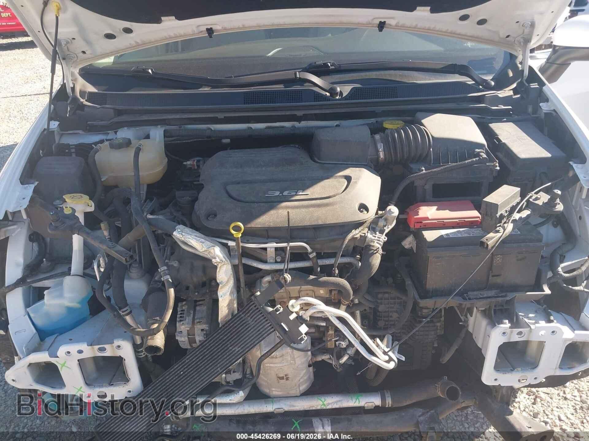 2017 CHRYSLER PACIFICA - VIN: 2C4RC1CG1HR500442 - Photo 10