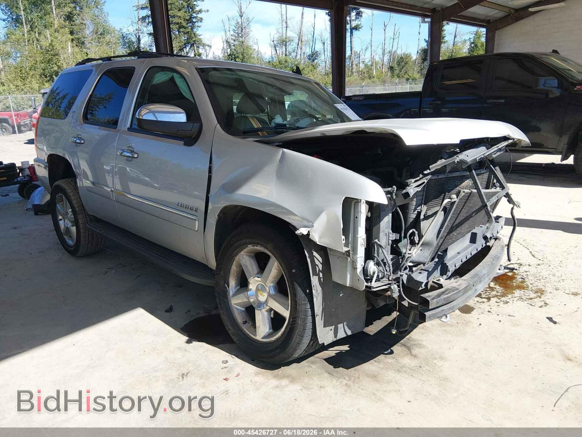 Photo 1GNSKCE00DR302992 - CHEVROLET TAHOE 2013