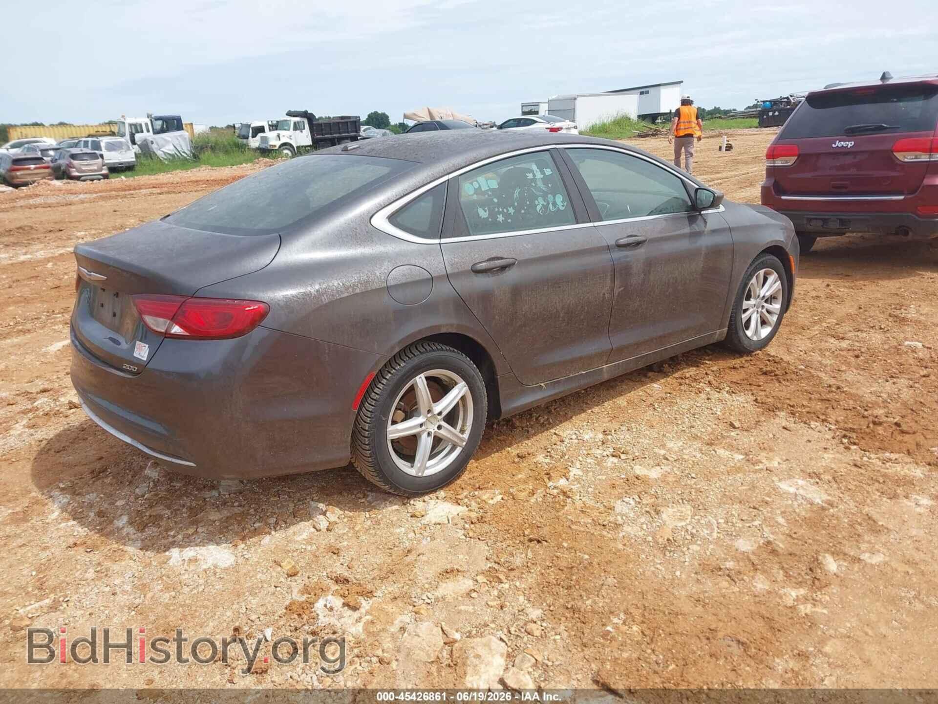 2015 CHRYSLER 200 - VIN: 1C3CCCAB0FN631031 - Фото 4