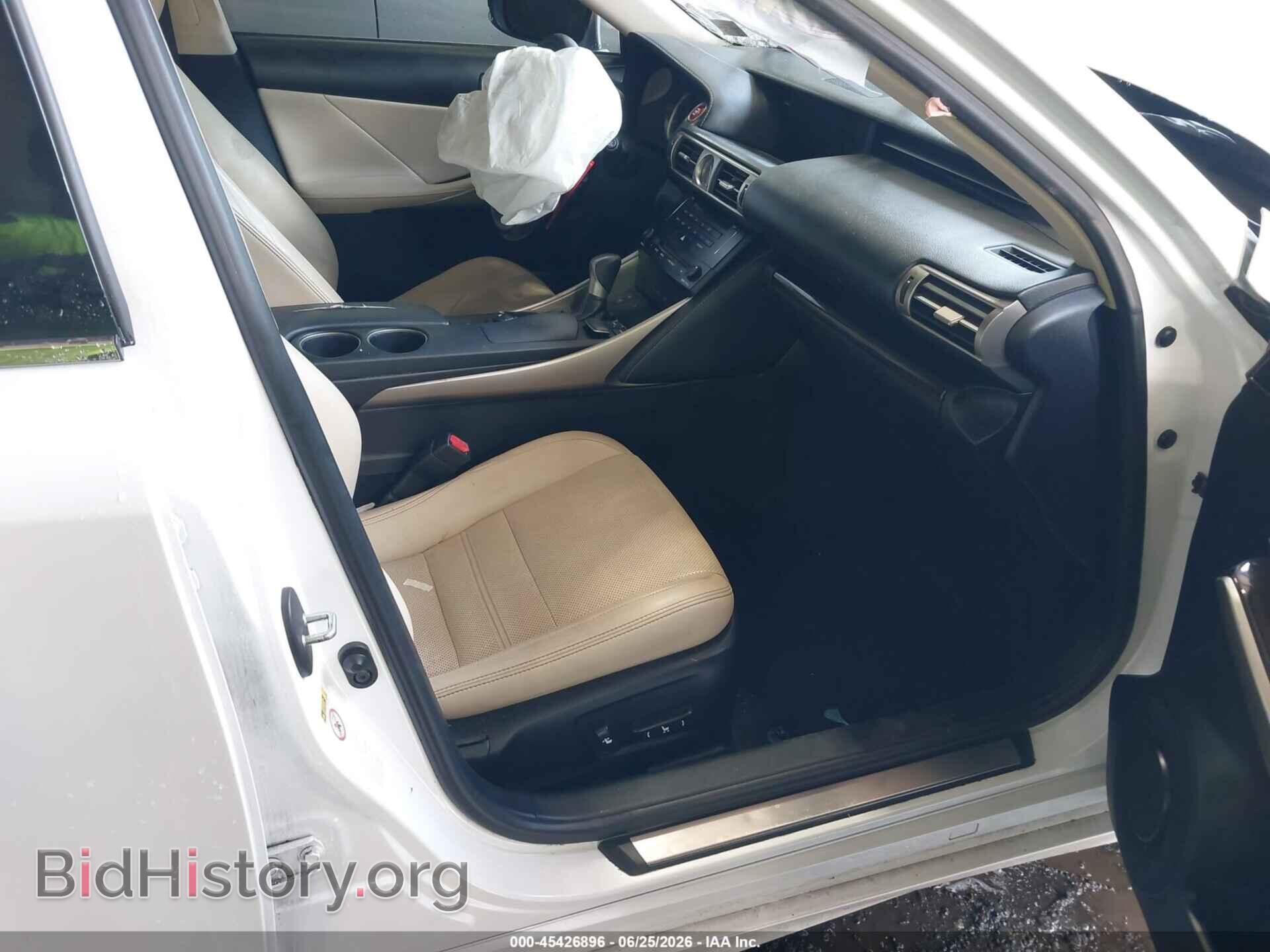 2014 LEXUS IS 250 - VIN: JTHCF1D24E5009077 - Photo 5