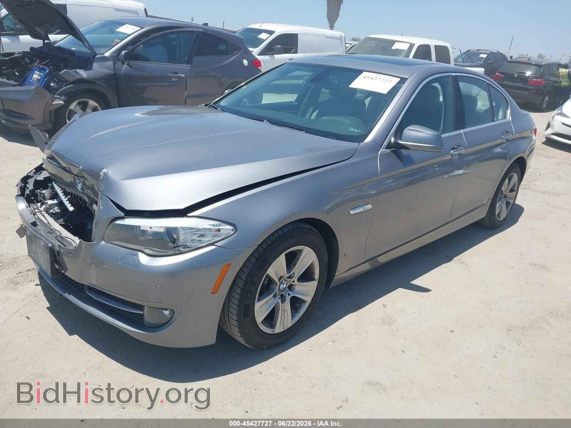 2011 BMW 528I - VIN: WBAFR1C53BC742601 - Photo 2