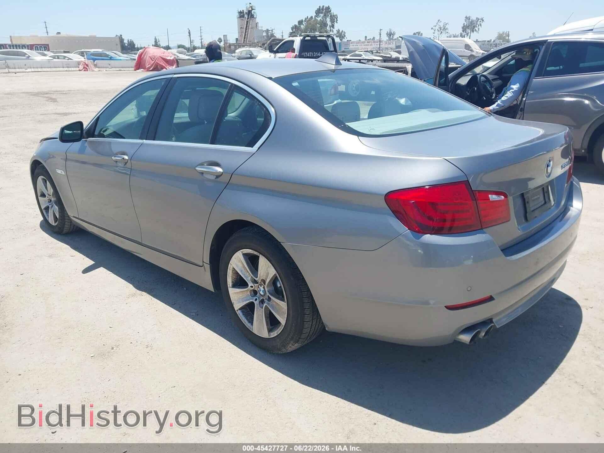 2011 BMW 528I - VIN: WBAFR1C53BC742601 - Photo 3