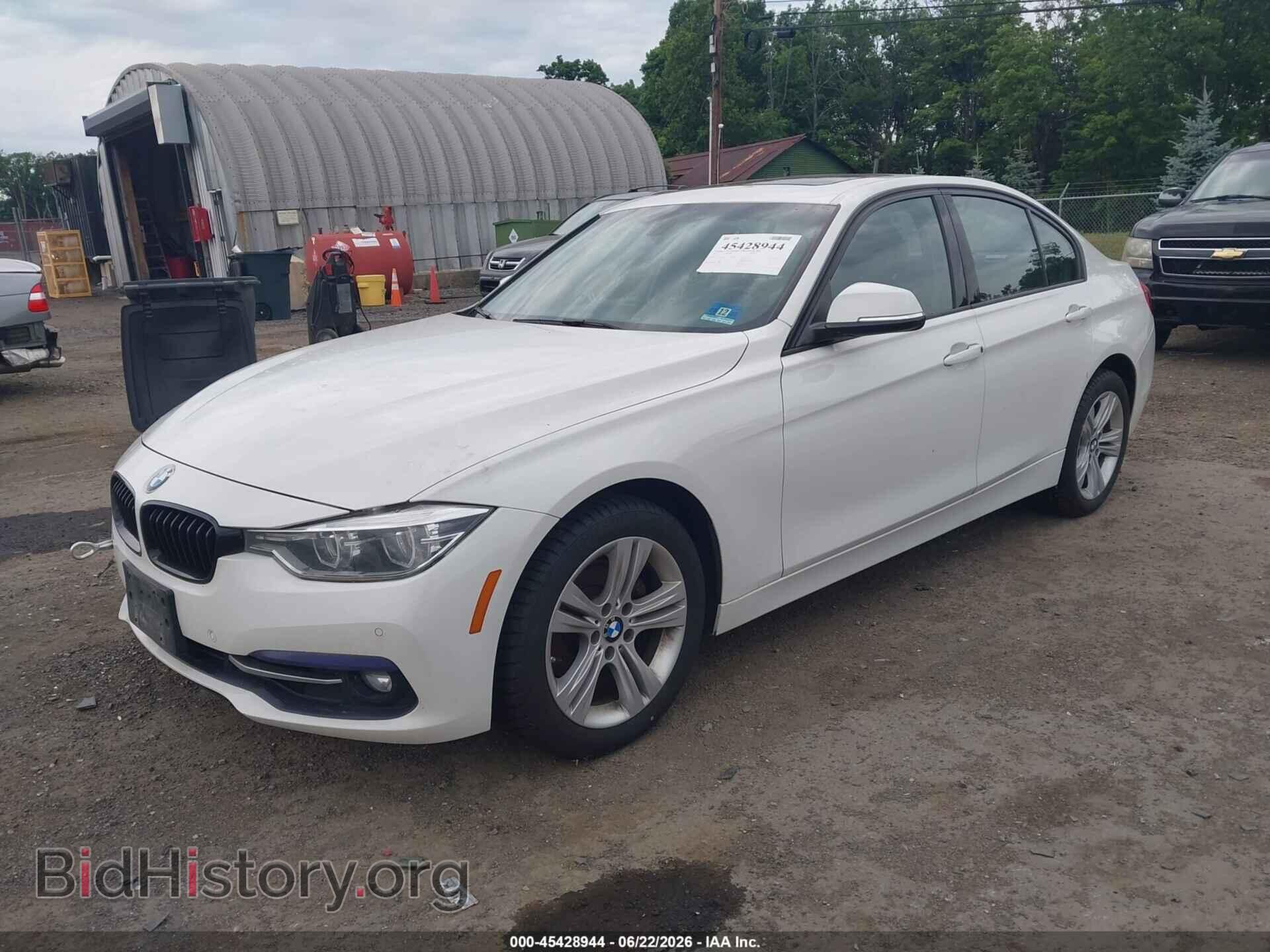 2016 BMW 328I - VIN: WBA8E3G56GNU00064 - Фото 2