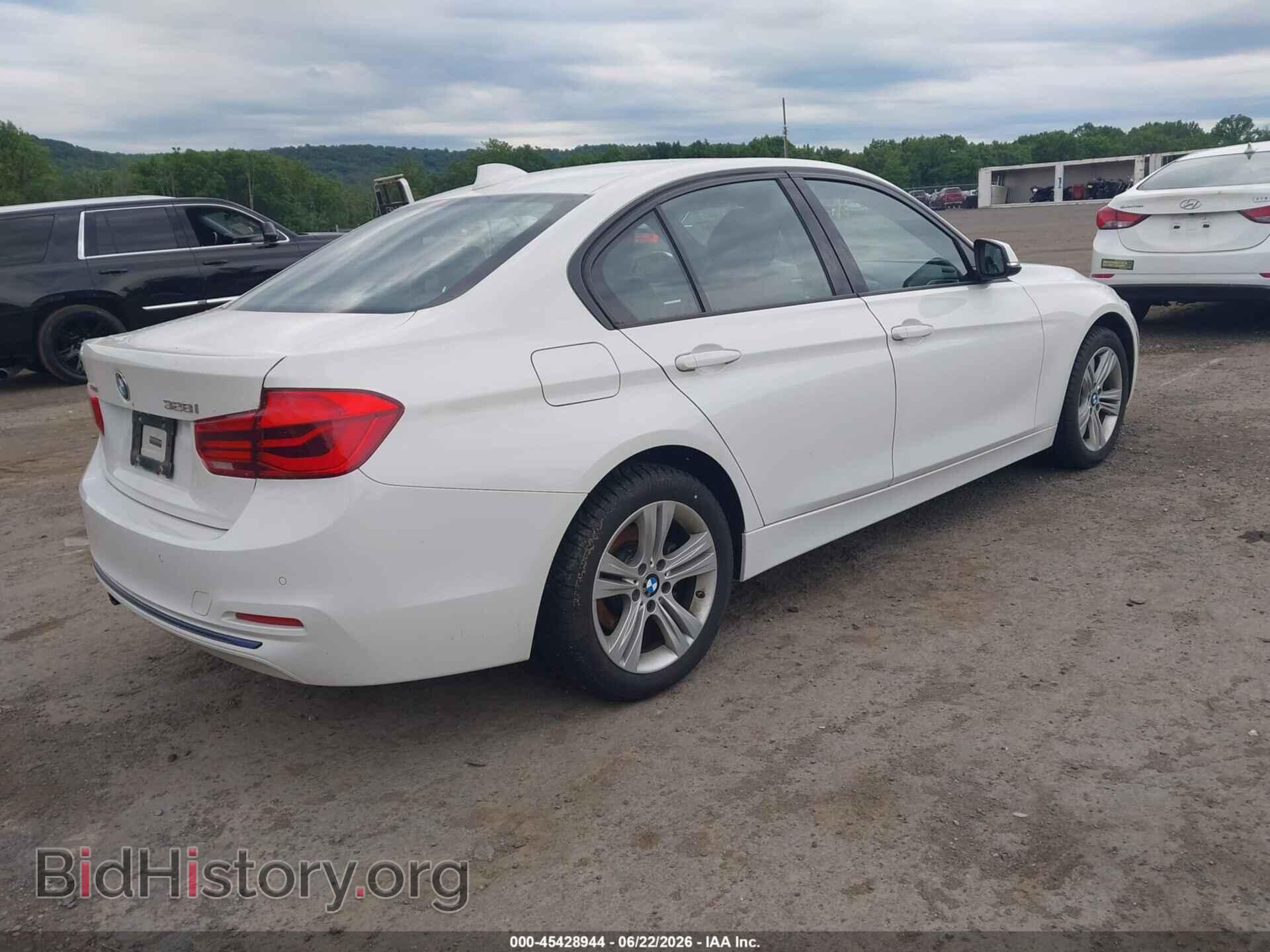 2016 BMW 328I - VIN: WBA8E3G56GNU00064 - Фото 4