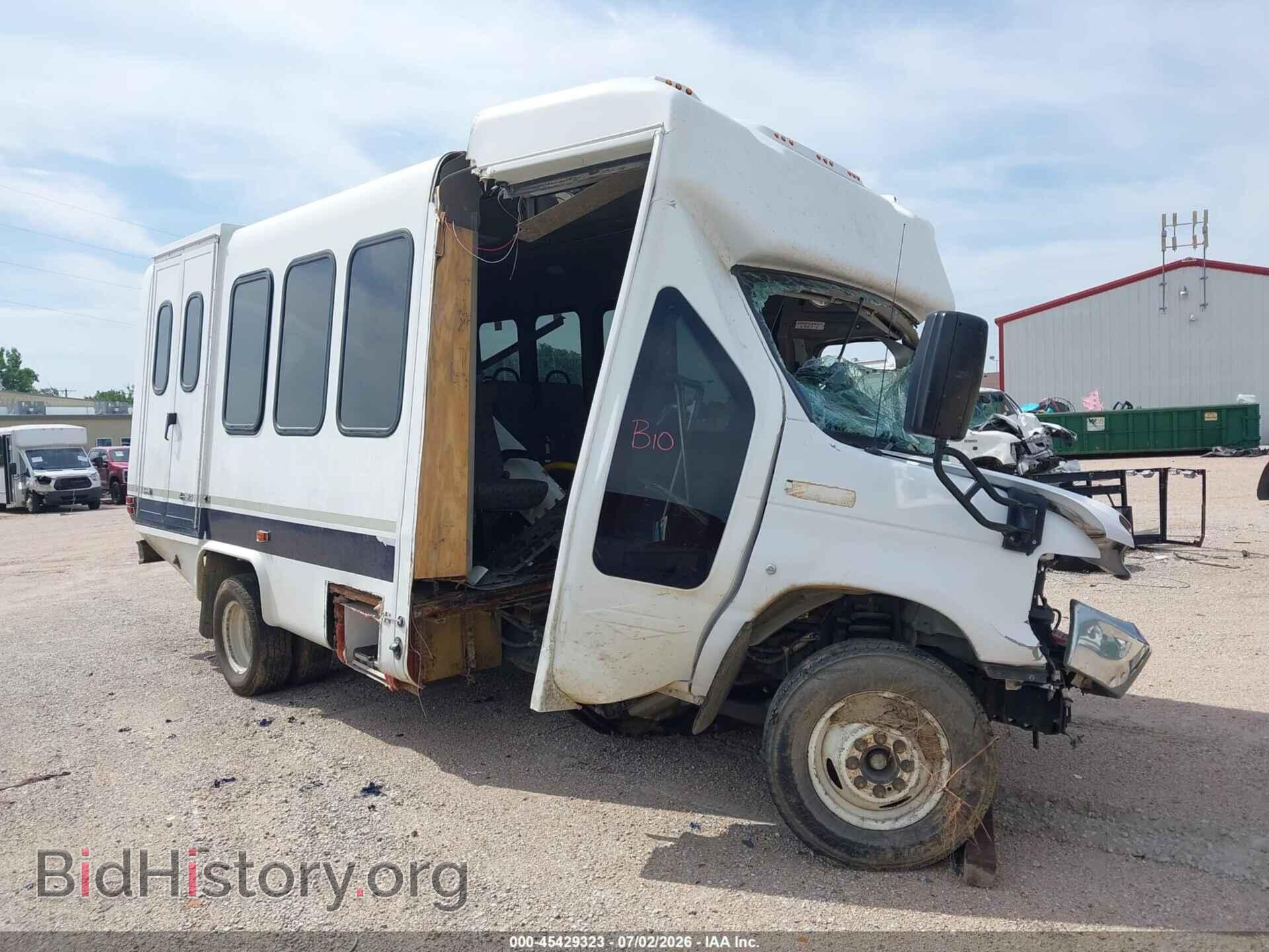 Photo 1FDFE4FS5KDC47243 - FORD E-450 CUTAWAY 2019