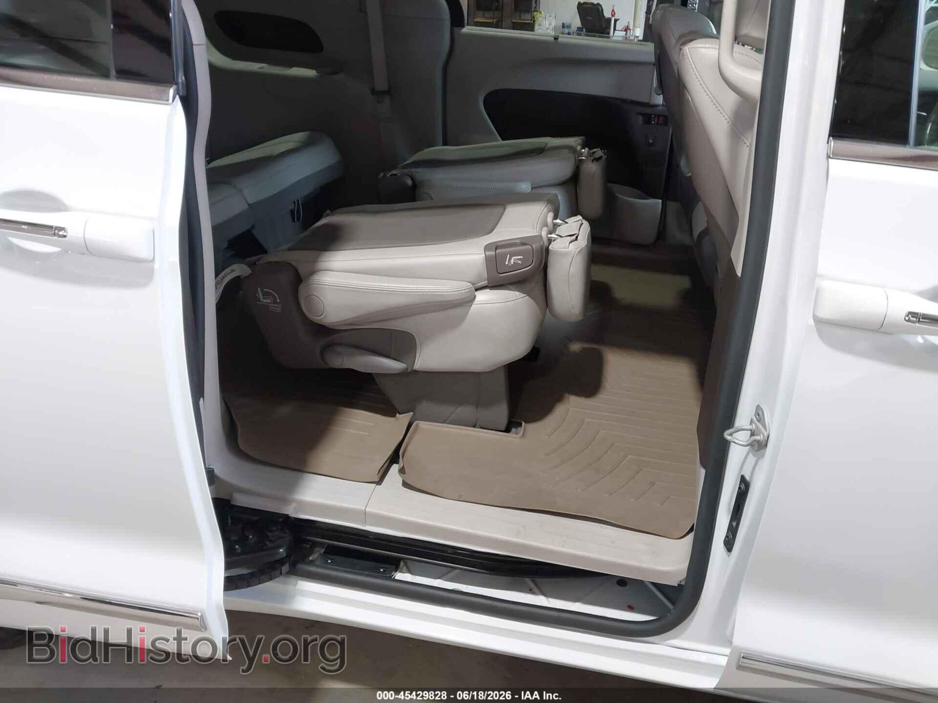 2020 CHRYSLER PACIFICA - VIN: 2C4RC1EGXLR230603 - Фото 8