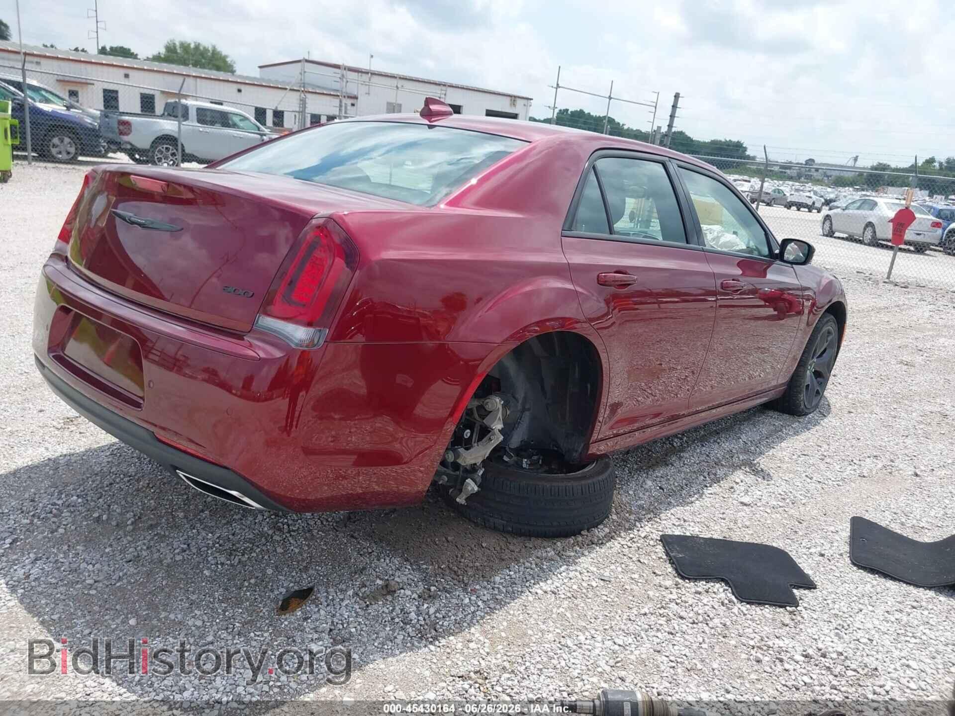 2023 CHRYSLER 300 - VIN: 2C3CCADG6PH652634 - Фото 4