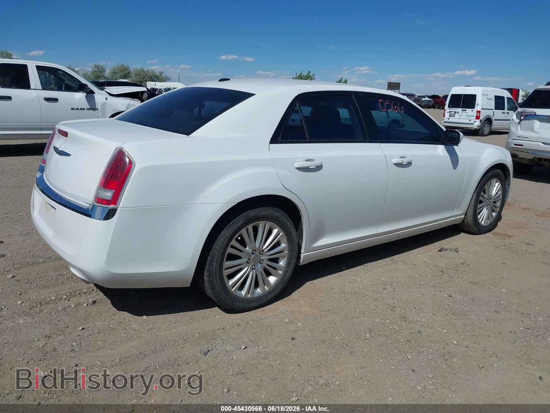 2013 CHRYSLER 300 - VIN: 2C3CCARG7DH585594 - Фото 4
