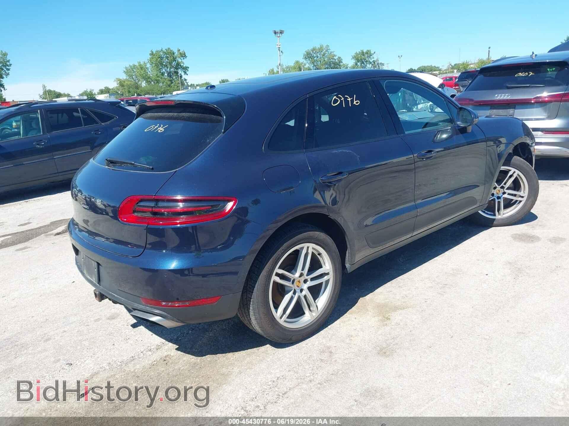 2017 PORSCHE MACAN - VIN: WP1AA2A52HLB02979 - Photo 4
